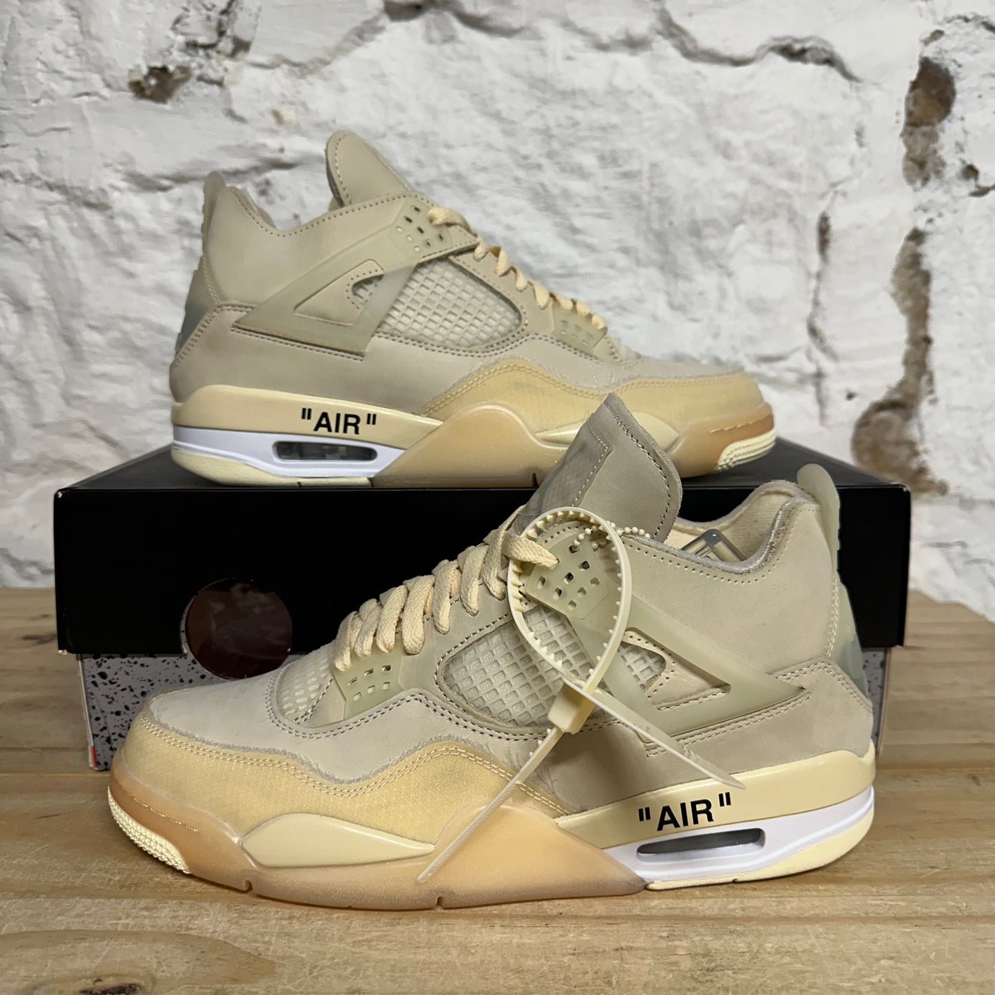 Air Jordan 4 Off-White Sail Sz 9.5 (11W) DS