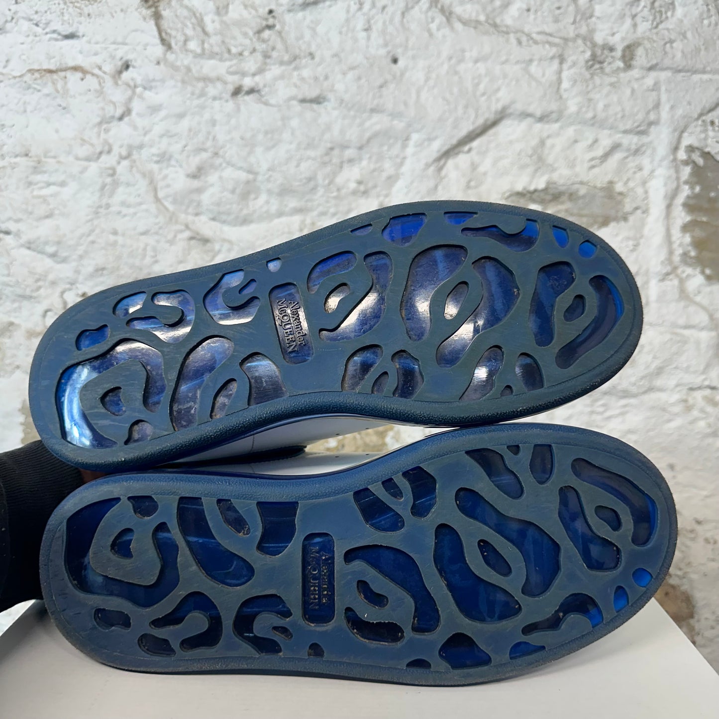 Alexander Mcqueen Blue Tab Bubble Sole White Sneaker Sz 8 (41) No Box