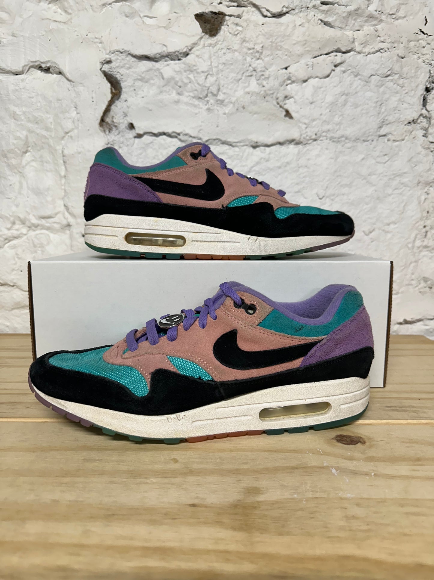 Nike Air Max 1 Have A Nike Day Sz 10