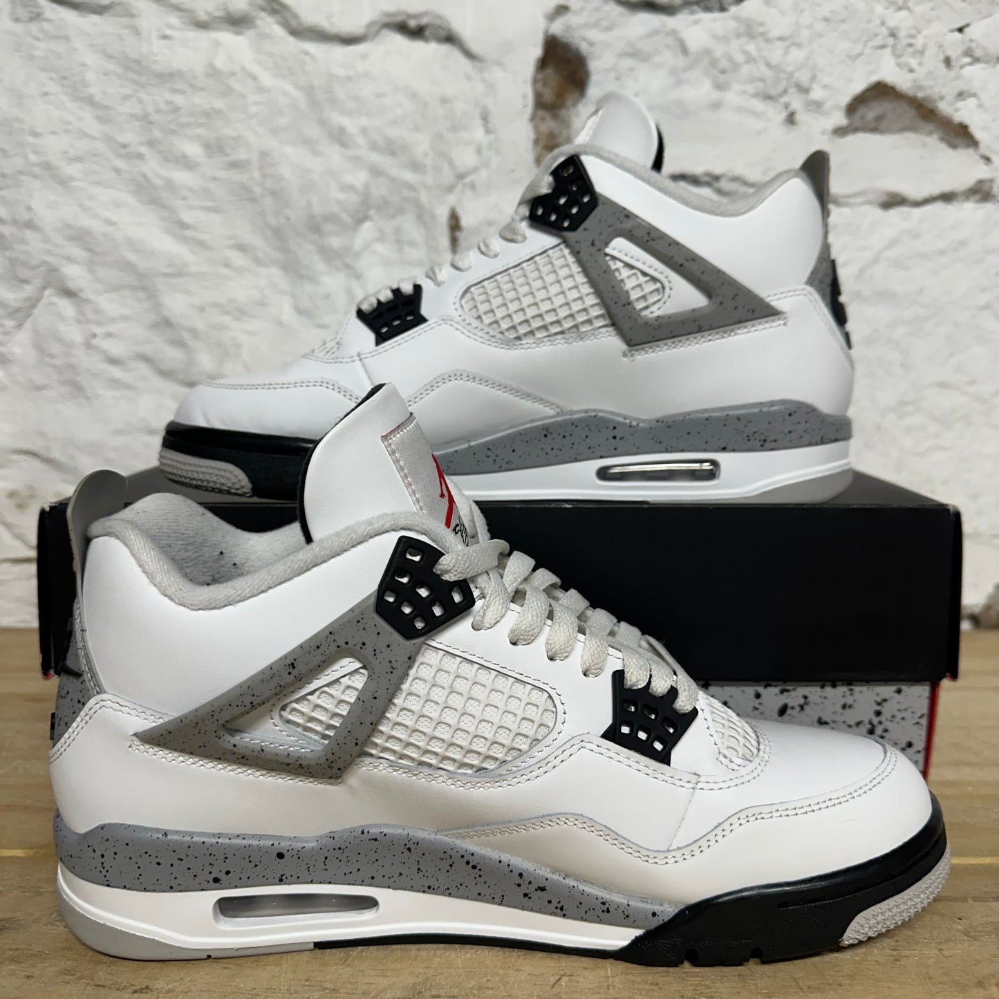 Air Jordan 4 White Cement Sz 10