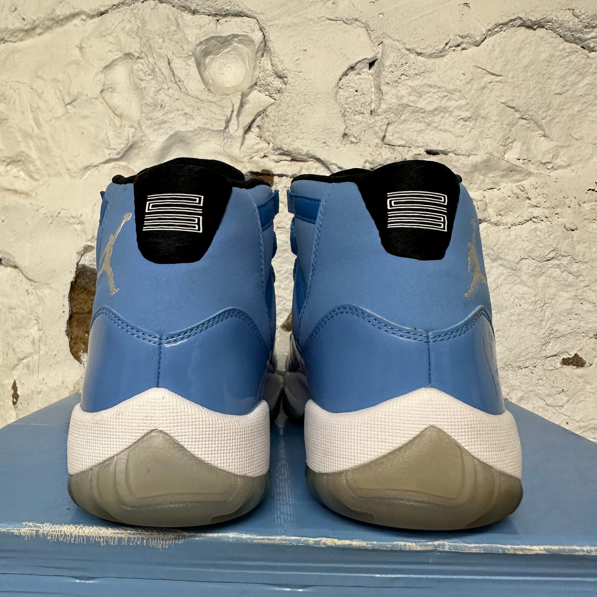 Air Jordan Ultimate Gift of Flight 11/29 Sz 9