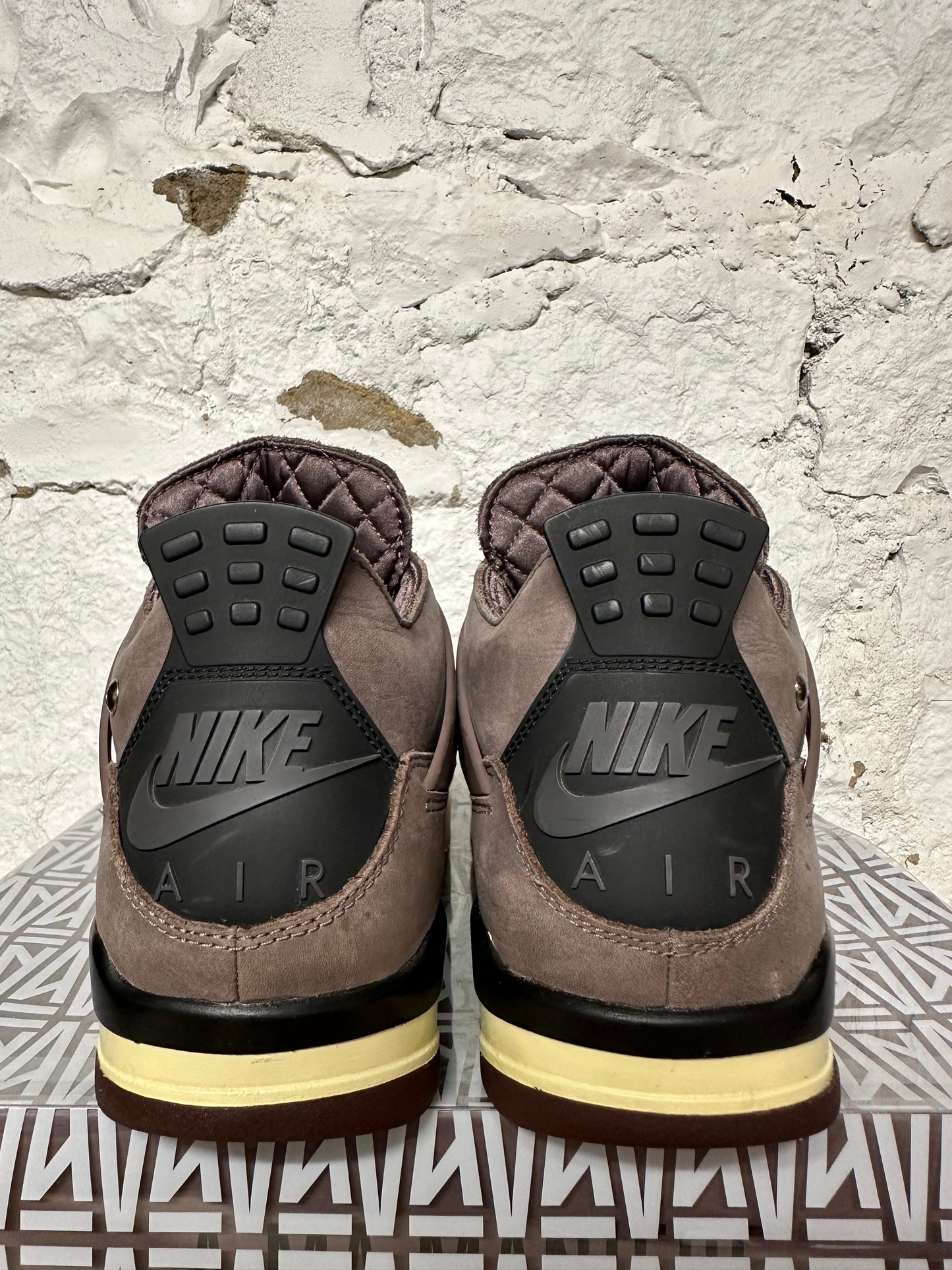 Air Jordan 4 A Ma Maniere Violet Ore Sz 10.5