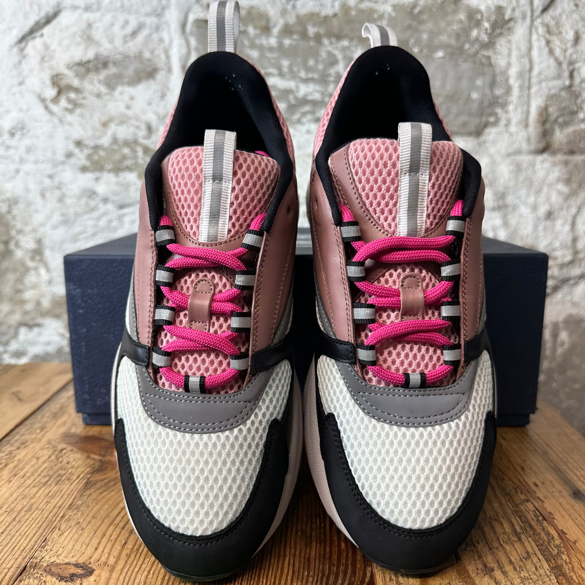 DIor B22 Rose Black White Sneaker Sz 9 (42)