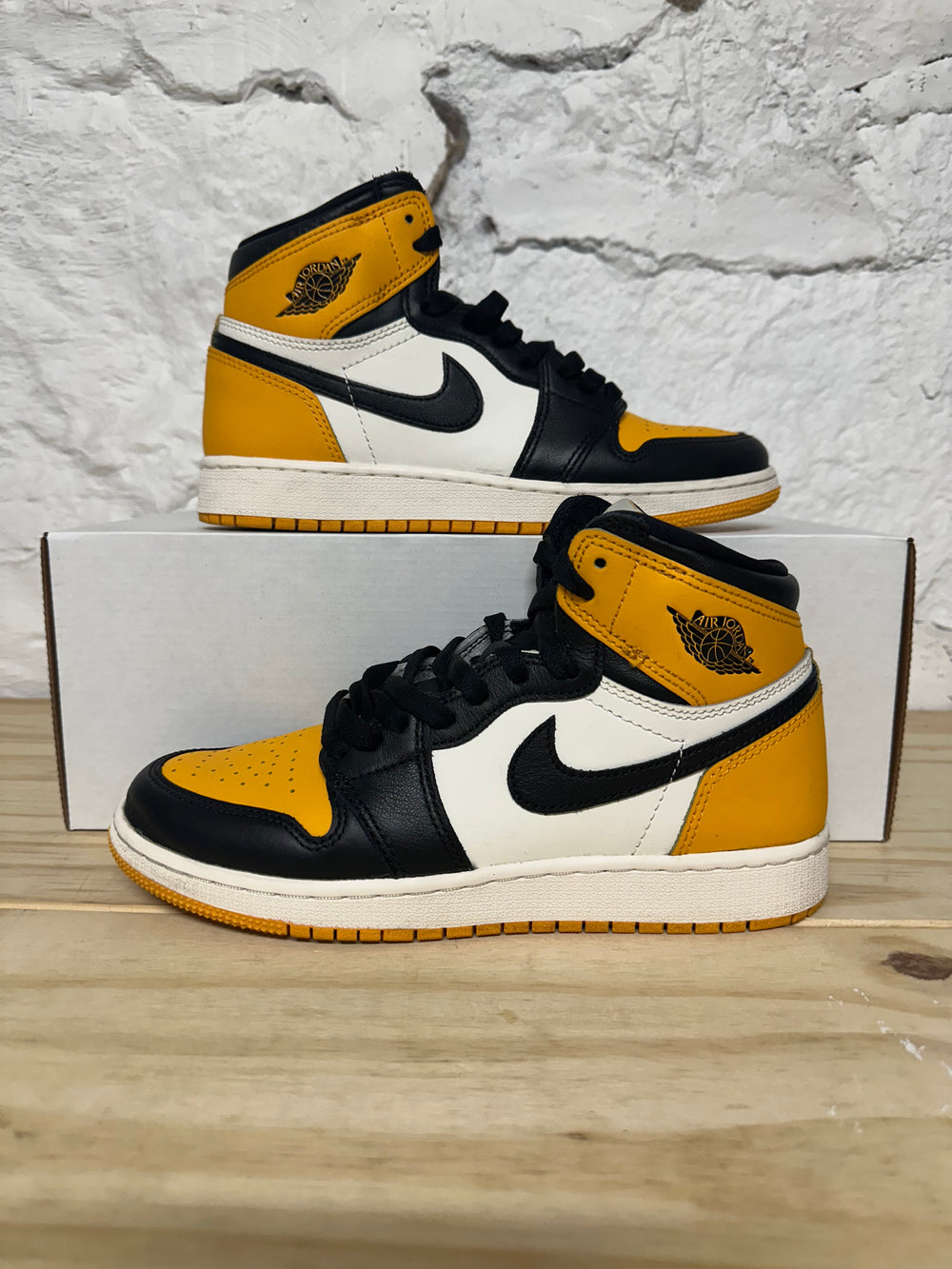 Air Jordan 1 High Taxi Sz 6Y