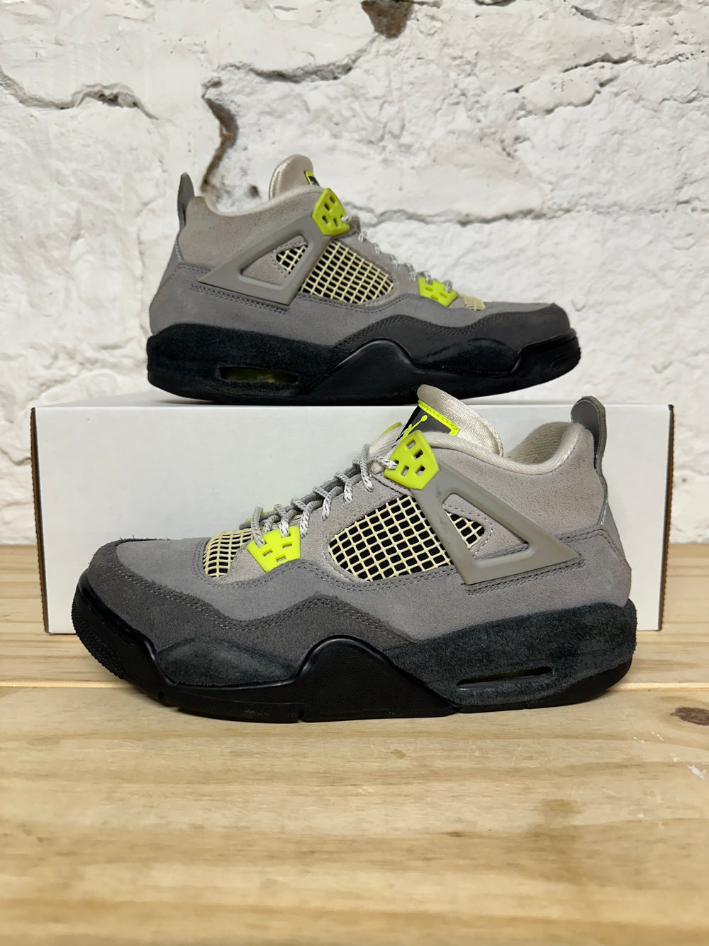 Air Jordan 4 95 Neon Sz 7Y