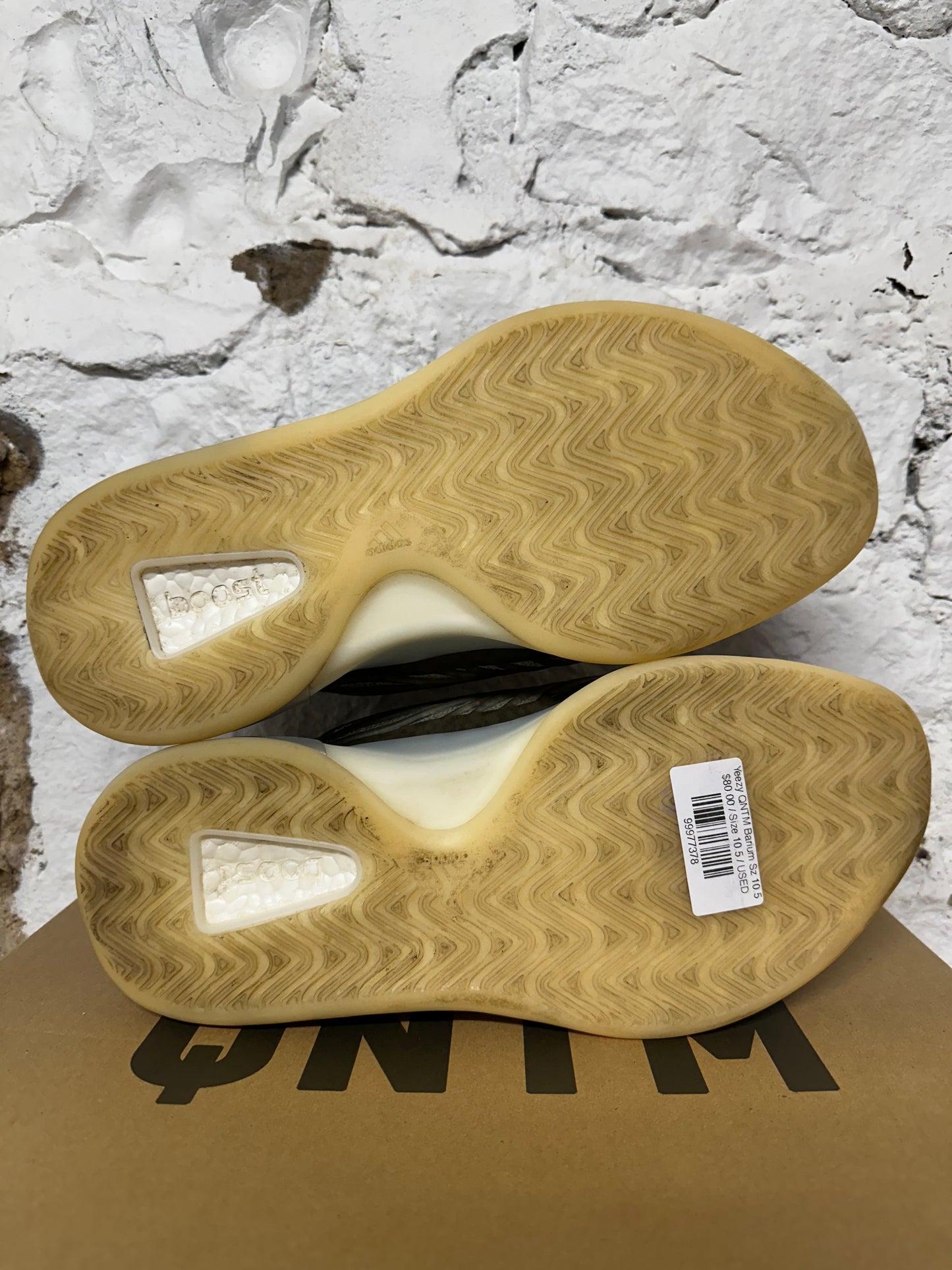 Yeezy QNTM Barium Sz 10.5