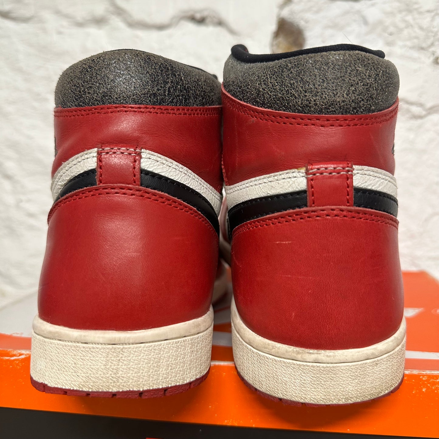 Air Jordan 1 High Chicago Lost and Found Sz 10.5
