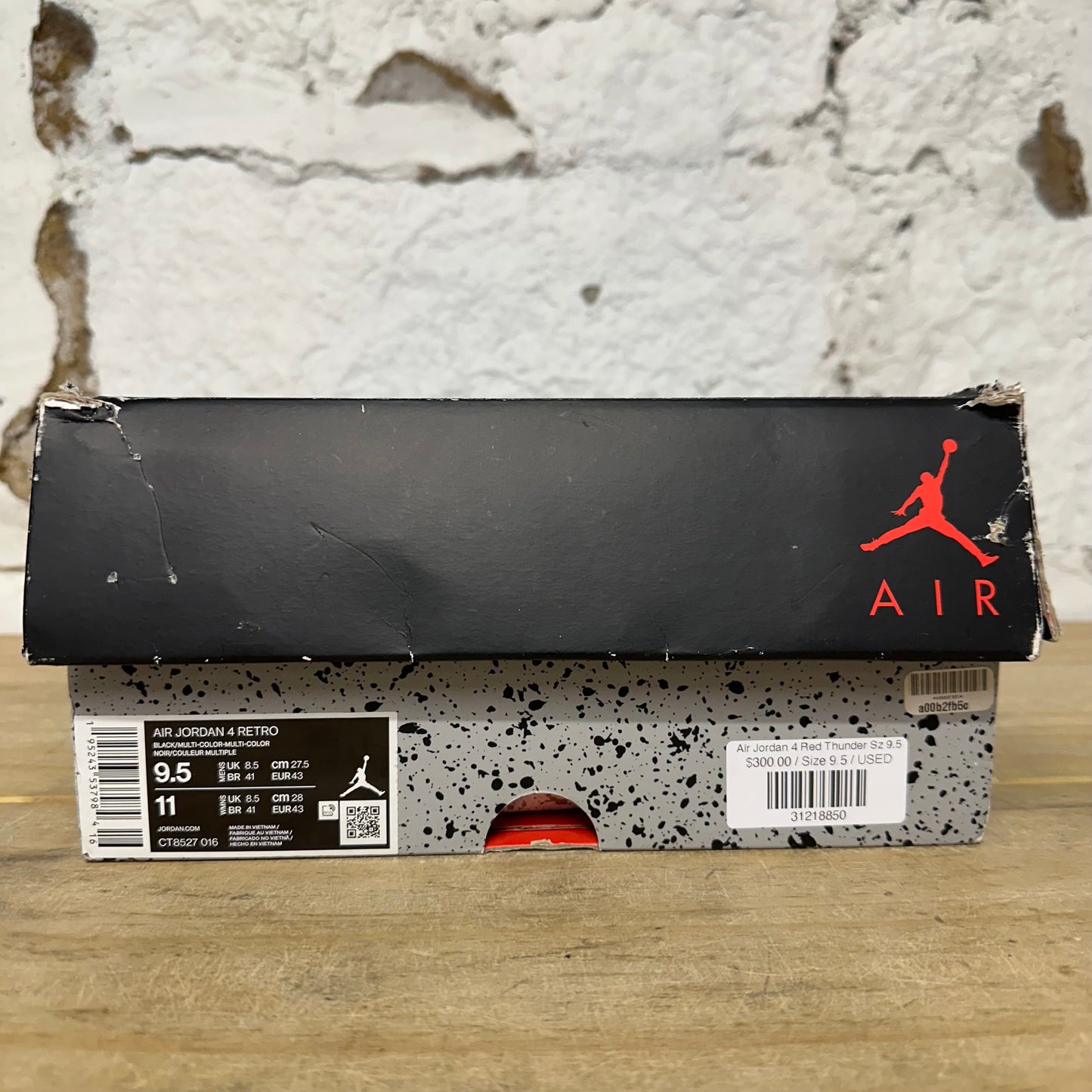 Air Jordan 4 Red Thunder Sz 9.5