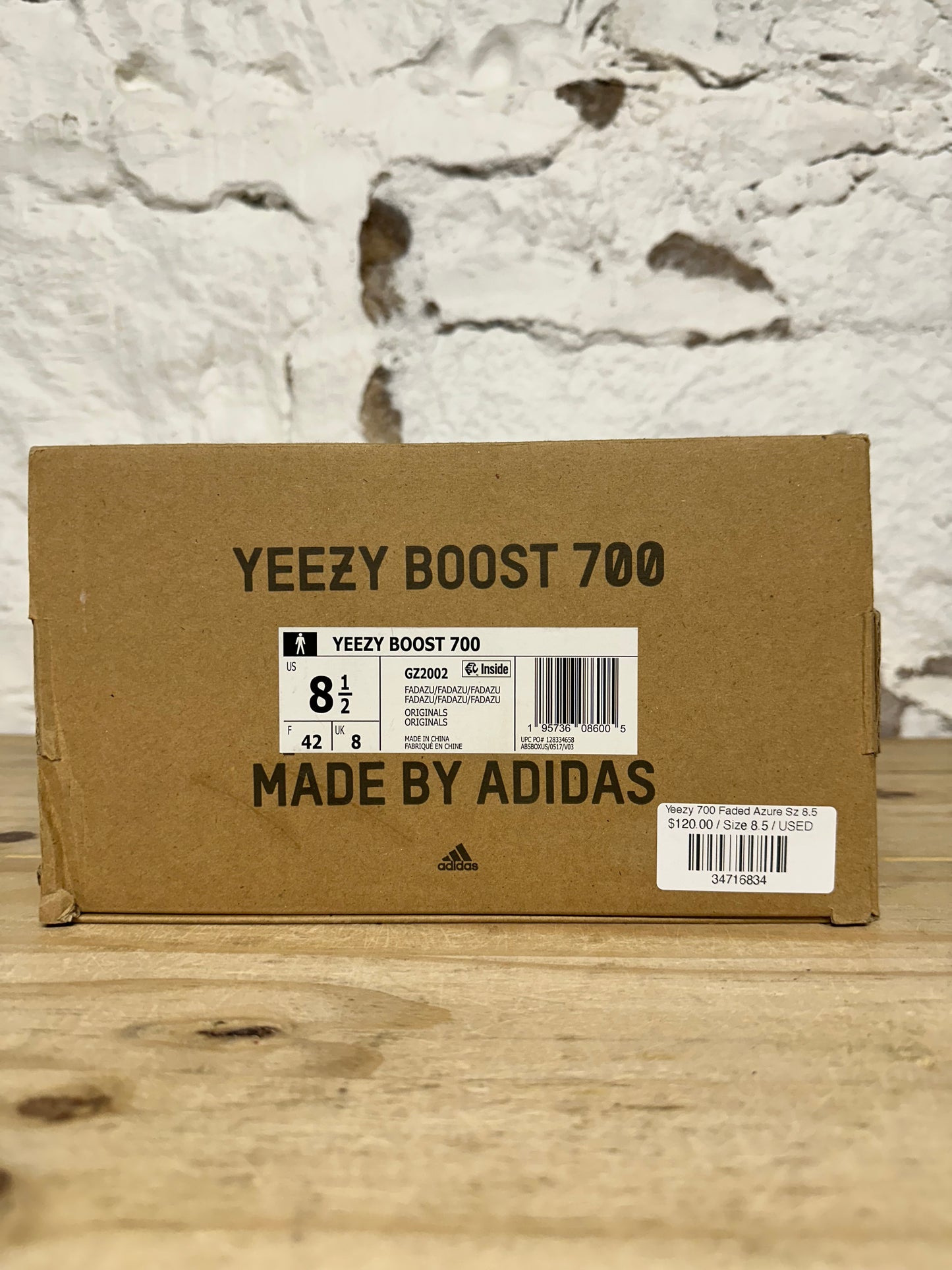 Yeezy 700 Faded Azure Sz 8.5