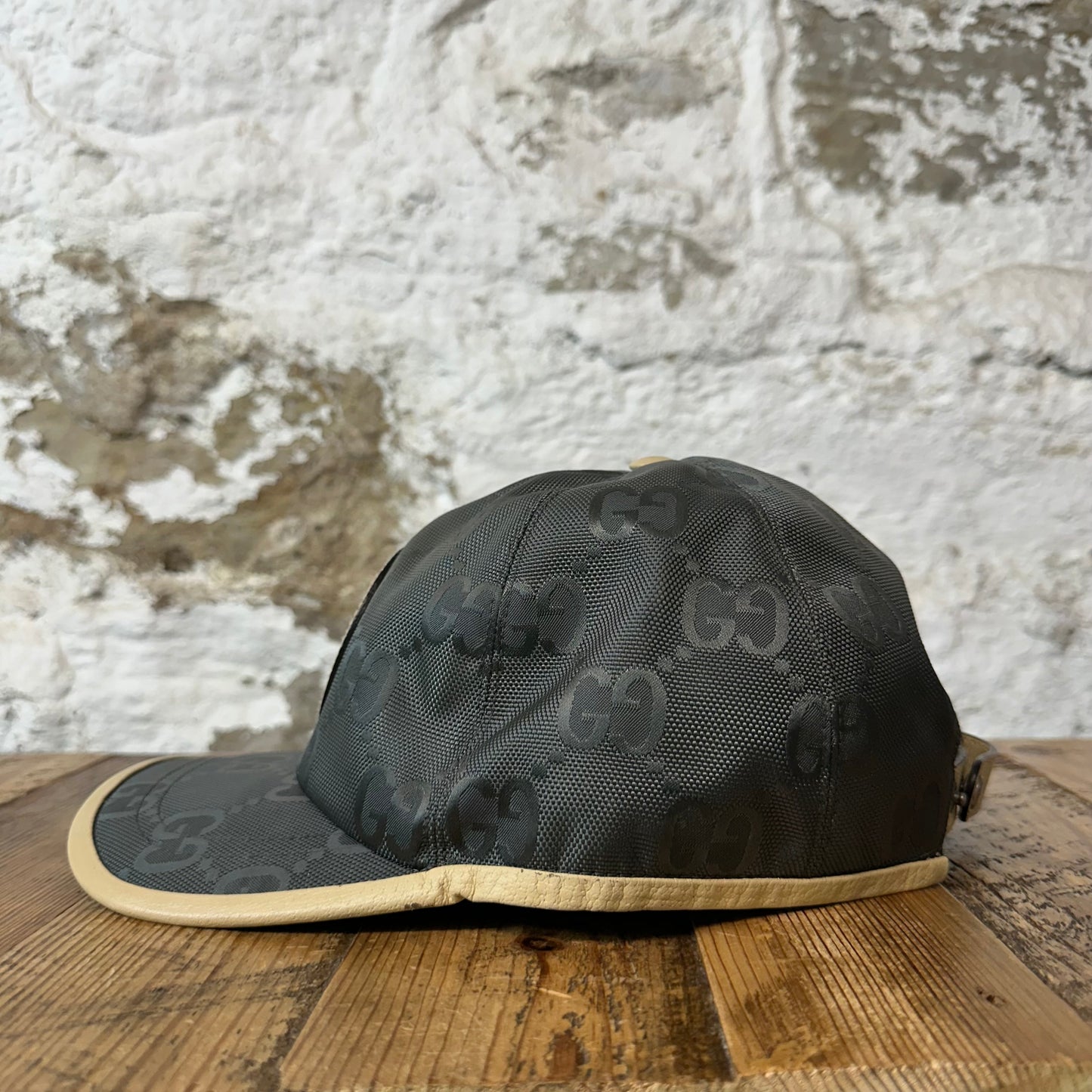 Gucci Gray Monogram Circle Logo Hat Sz L