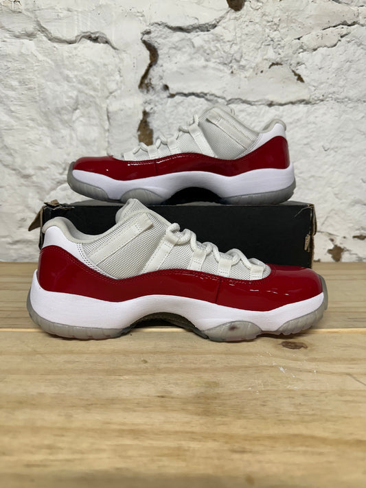 Air Jordan 11 Low Cherry Sz 8.5 DS