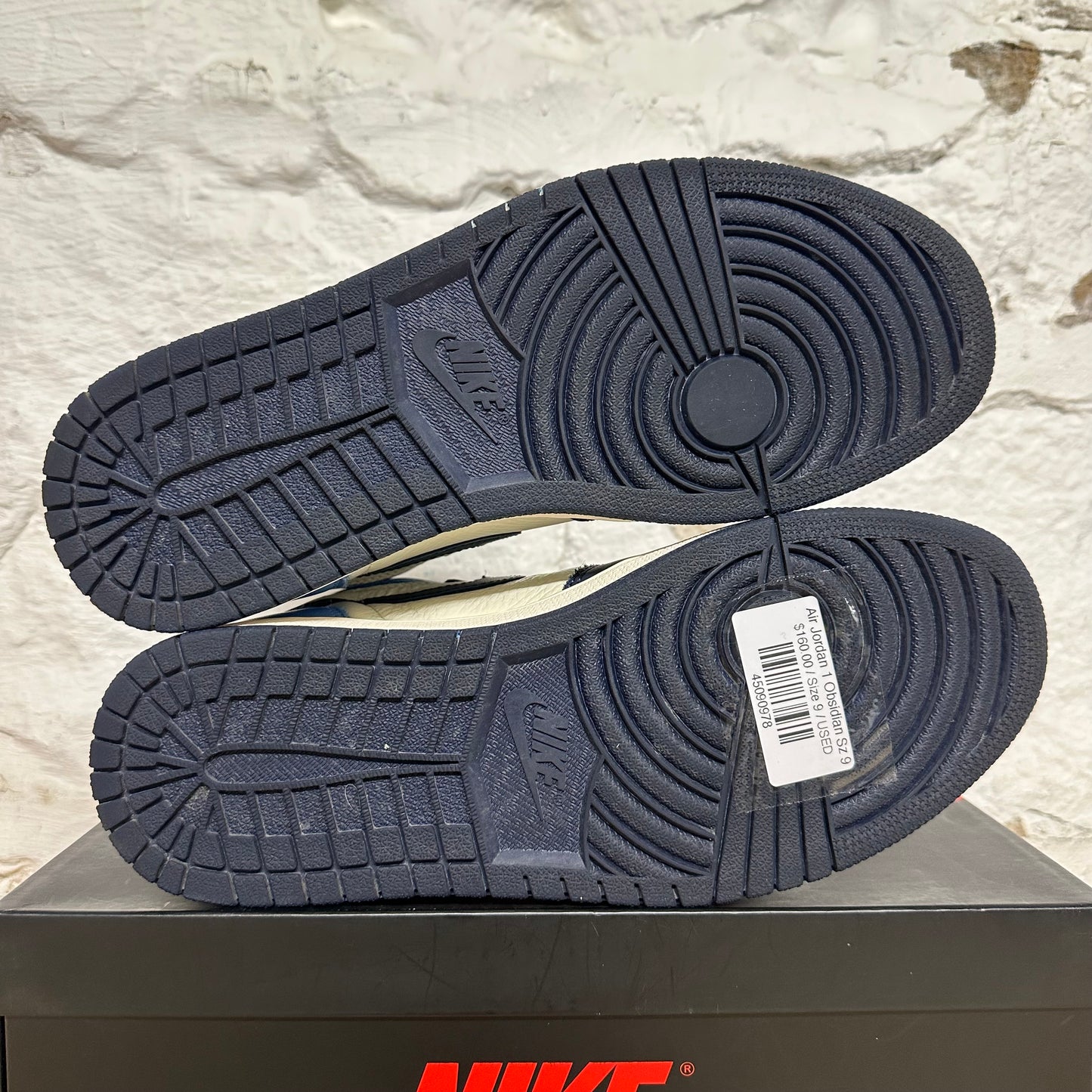 Air Jordan 1 High Obsidian Sz 9