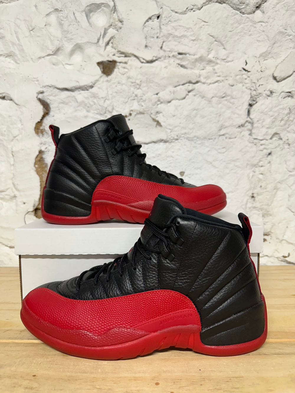 Air Jordan 12 Flu Game Sz 10.5