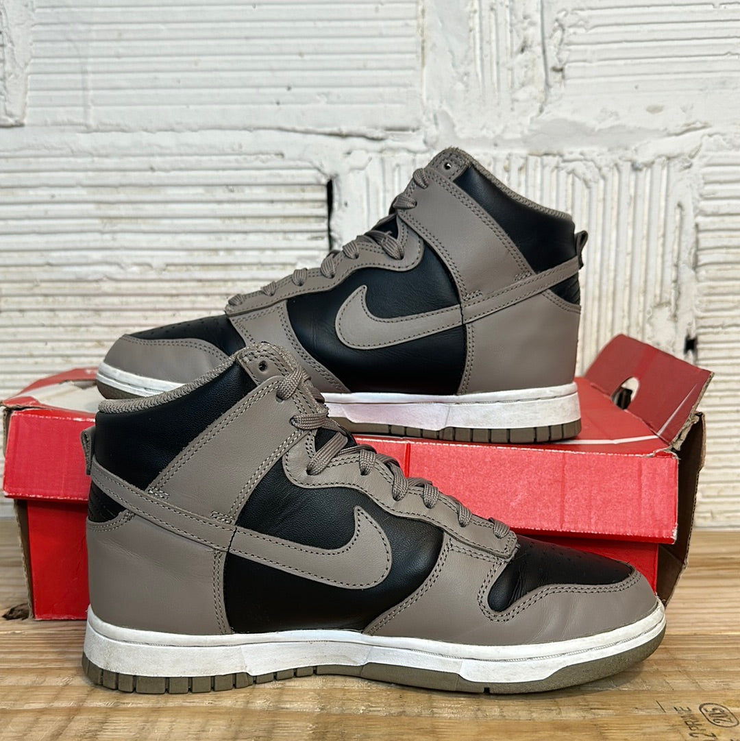 Nike Dunk High Moon Fossil Sz 6.5 (8W)