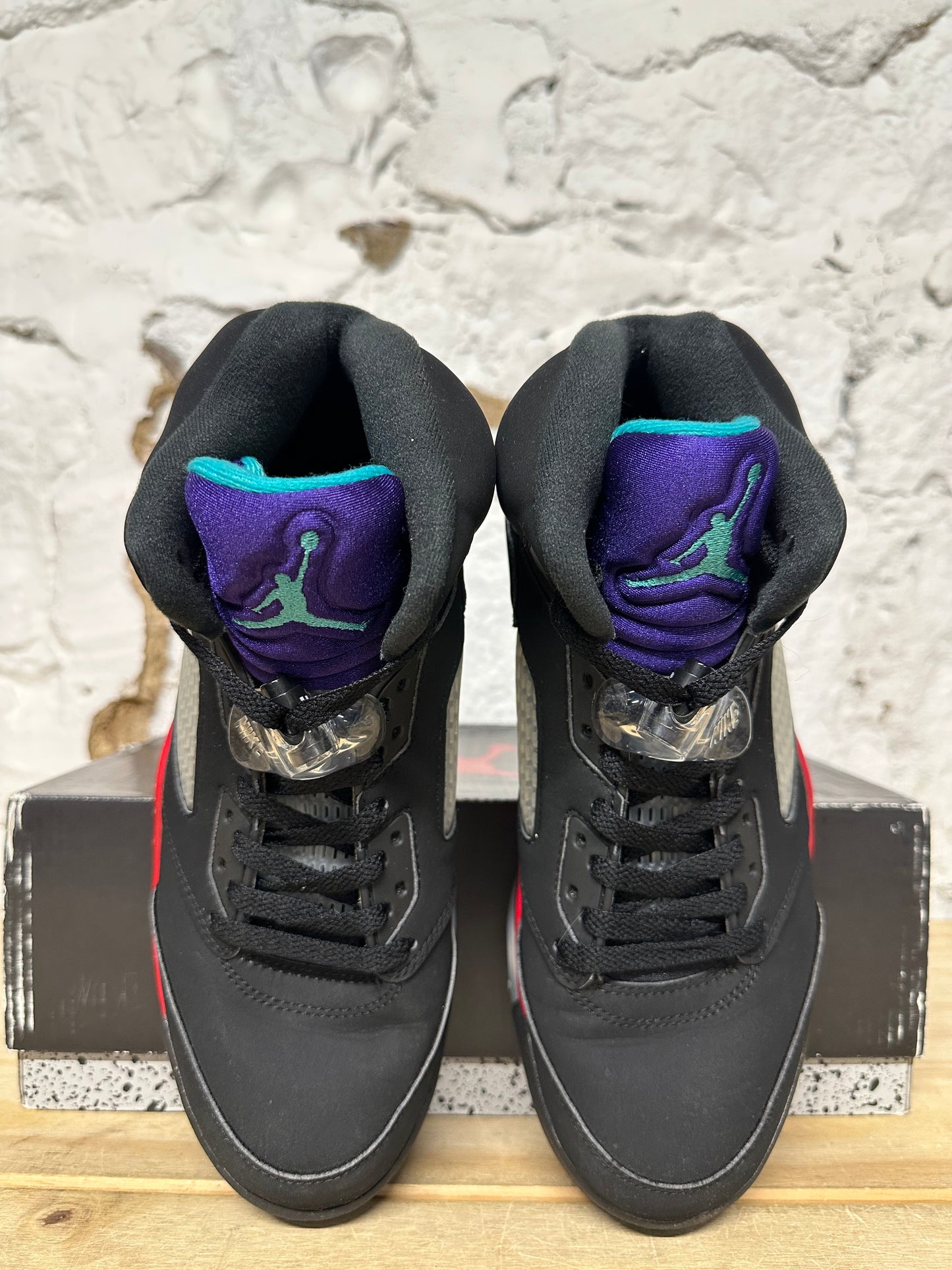 Air Jordan 5 Top 3 Sz 9
