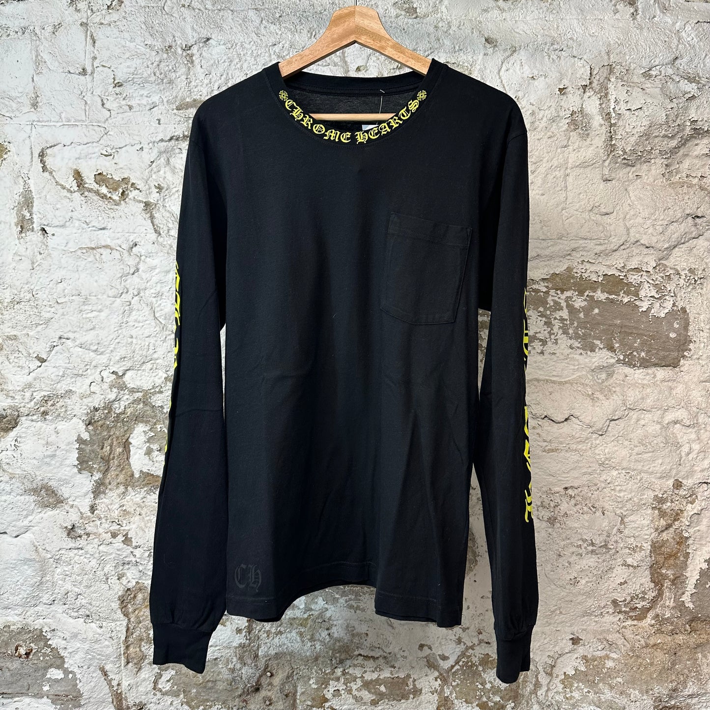 Chrome Hearts Yellow Neck Logo L/s Black Sz M