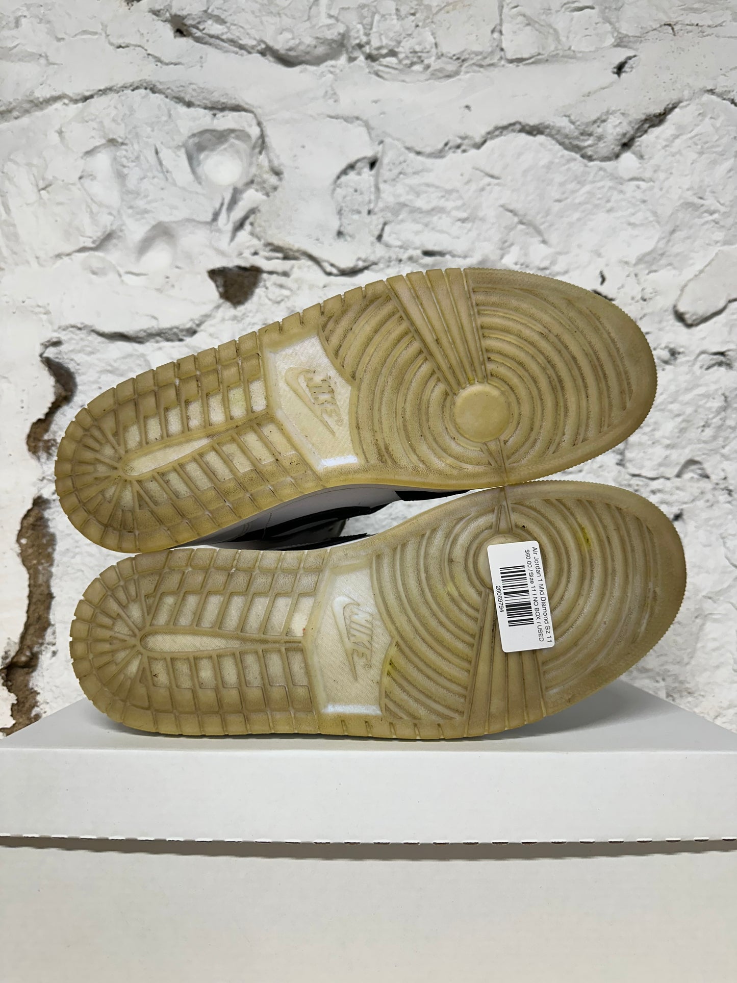 Air Jordan 1 Mid Diamond Sz 11