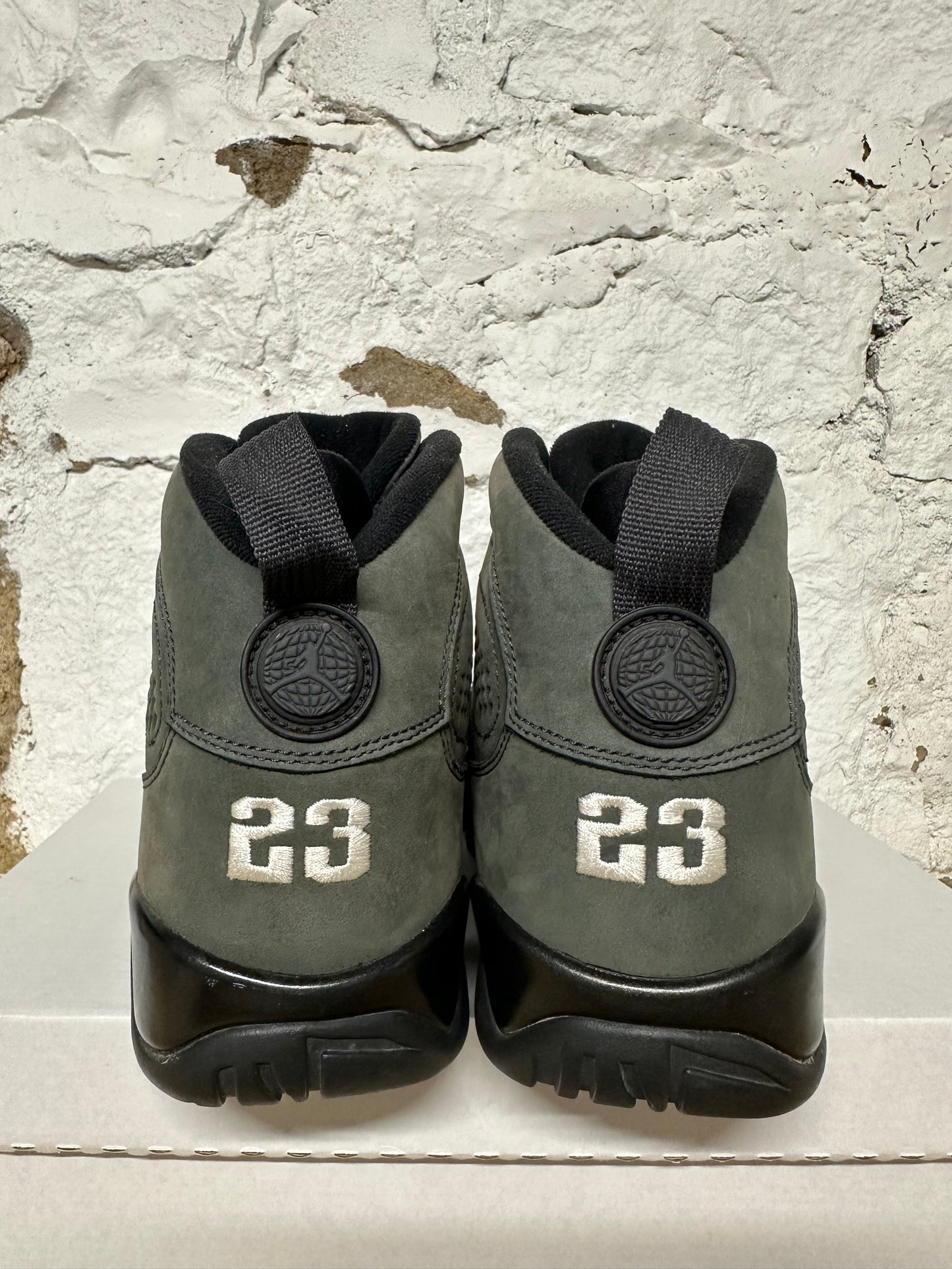 Air Jordan 9 Anthracite Sz 9.5