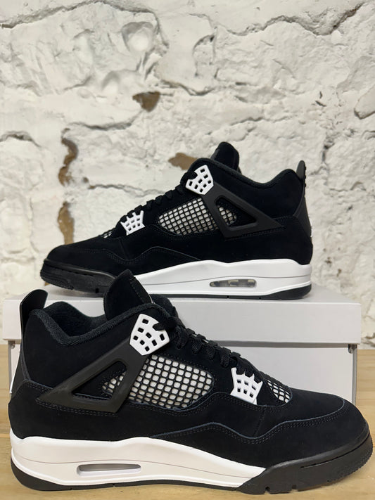 Air Jordan 4 White Thunder Sz 11.5 DS