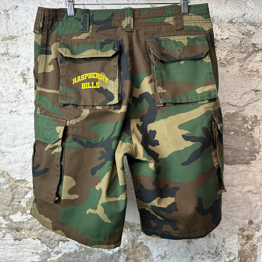 GV Gallery Raspberry Hills Camo Shorts Sz M