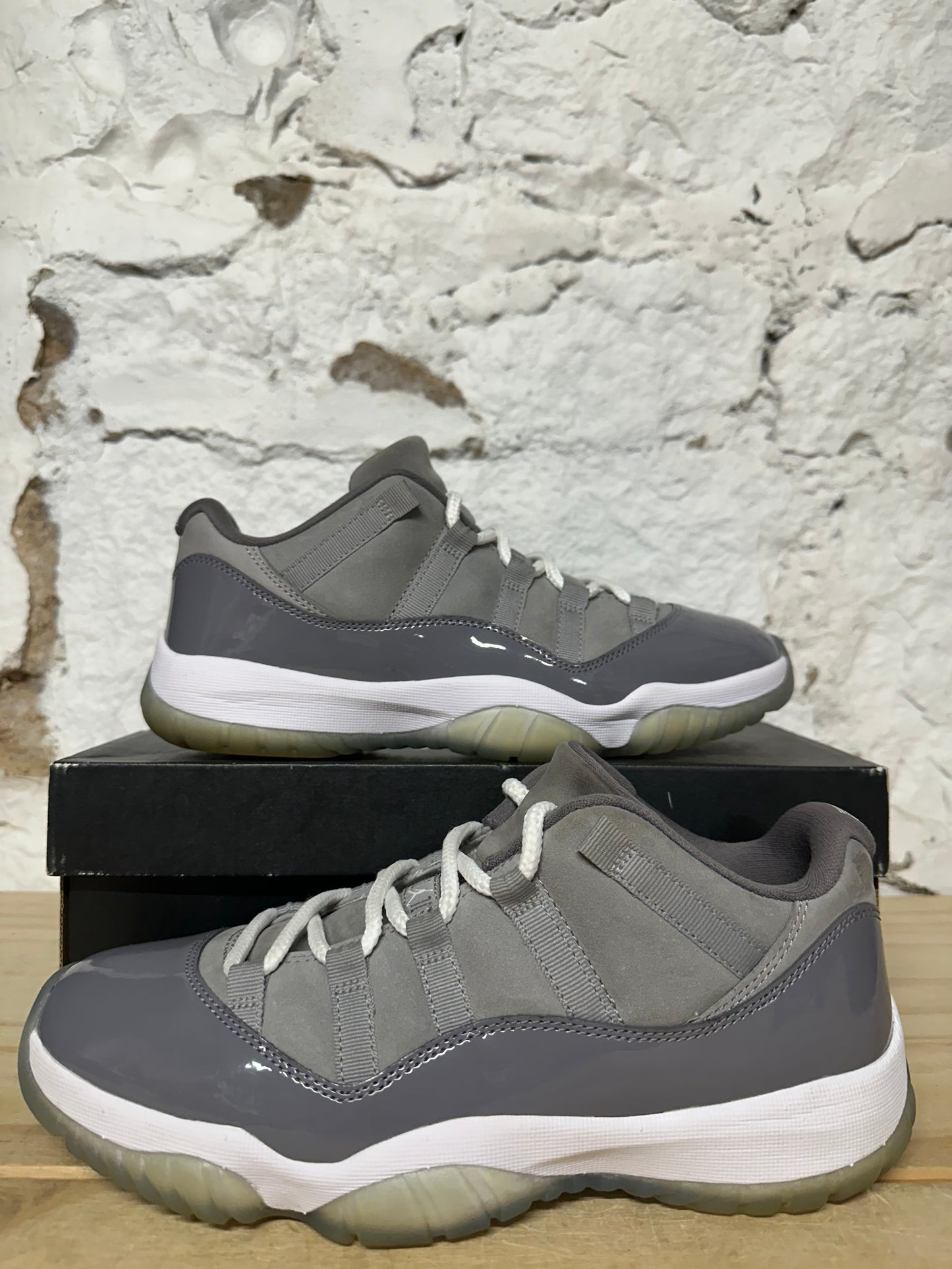 Air Jordan 11 Low Cool Grey Sz 8