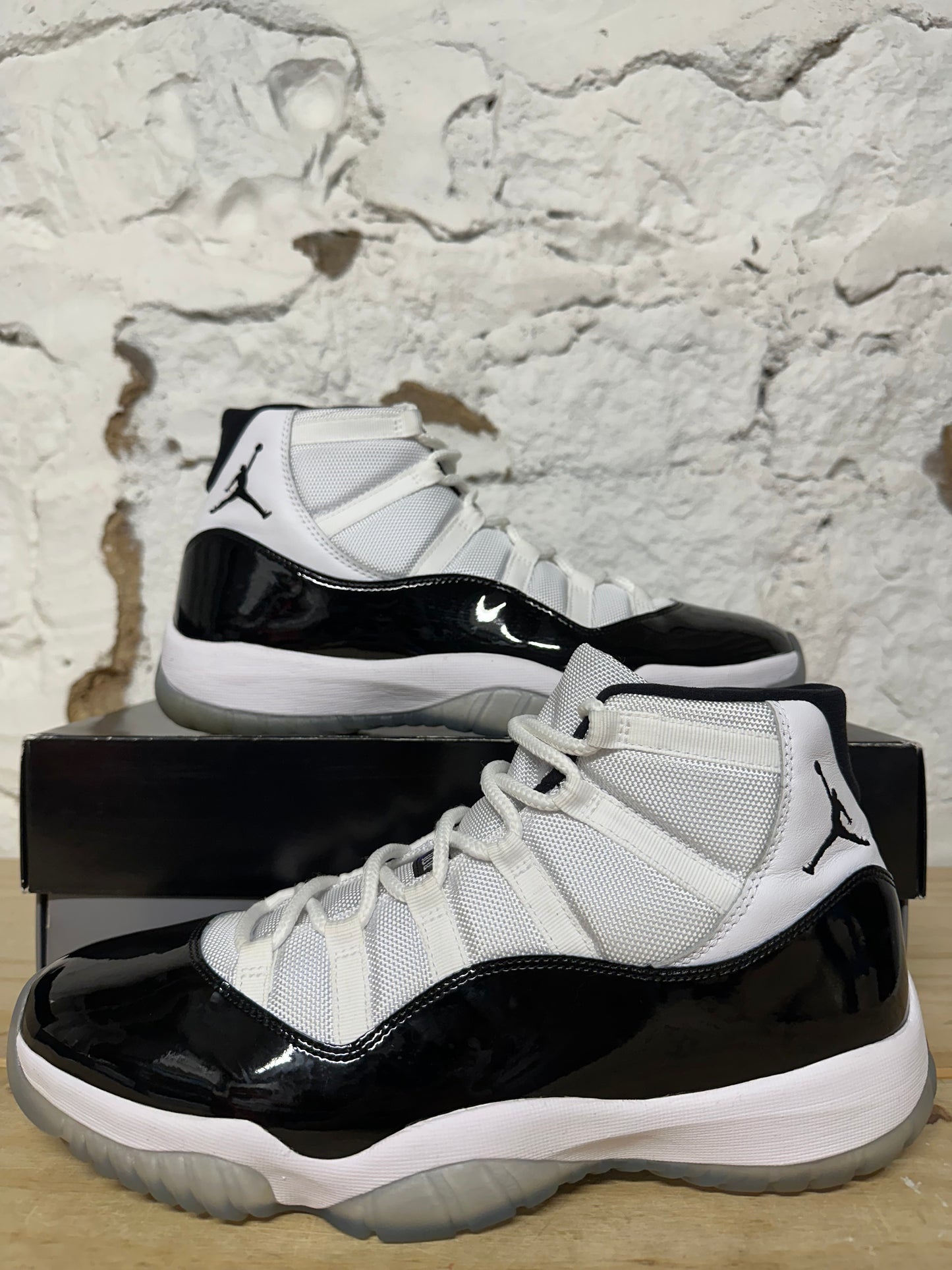 Air Jordan 11 High Concord Sz 12