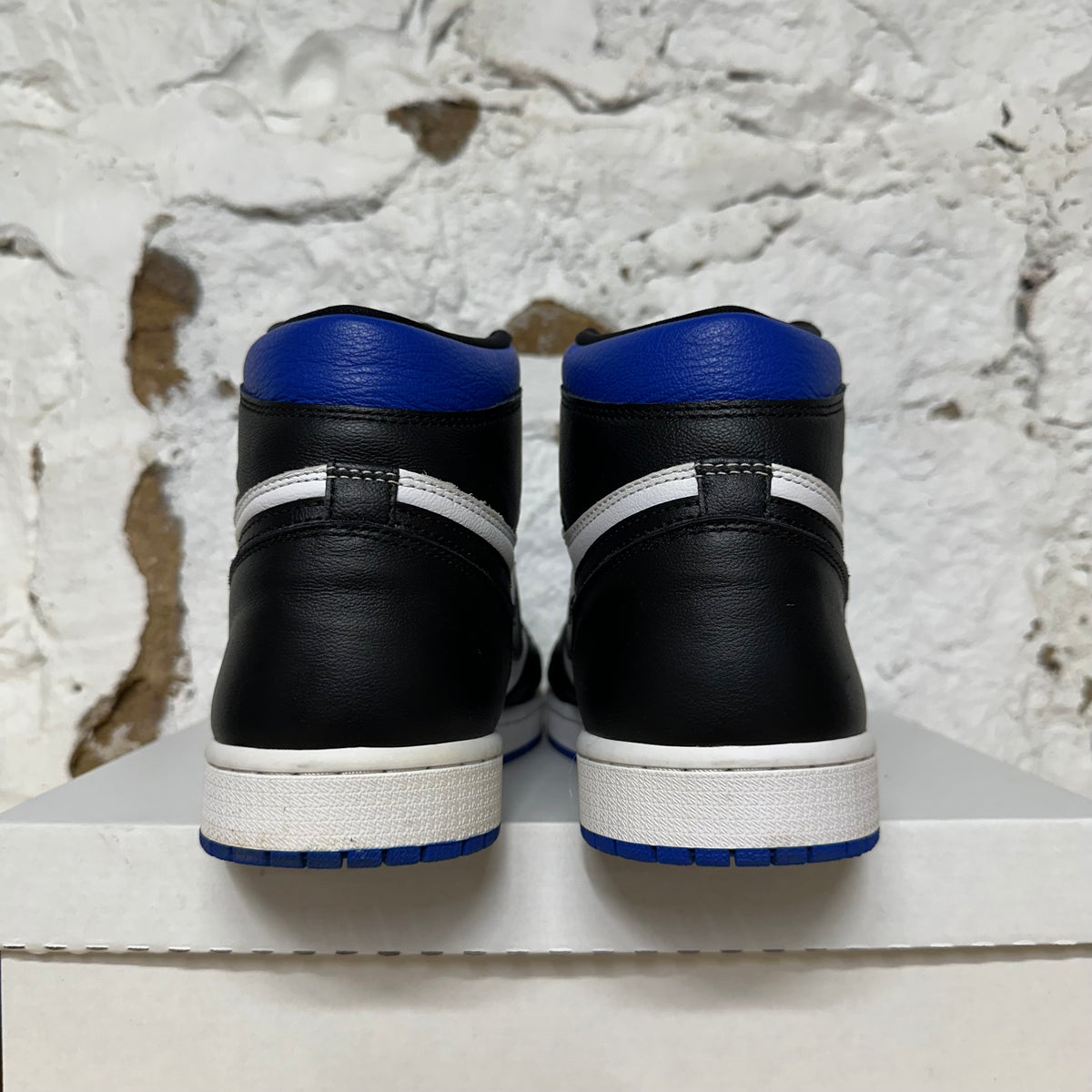 Air Jordan 1 High Royal Toe Sz 11