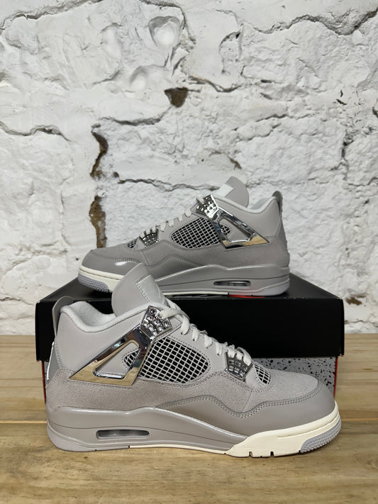 Air Jordan 4 Frozen Moments Sz 10 (11.5W) DS