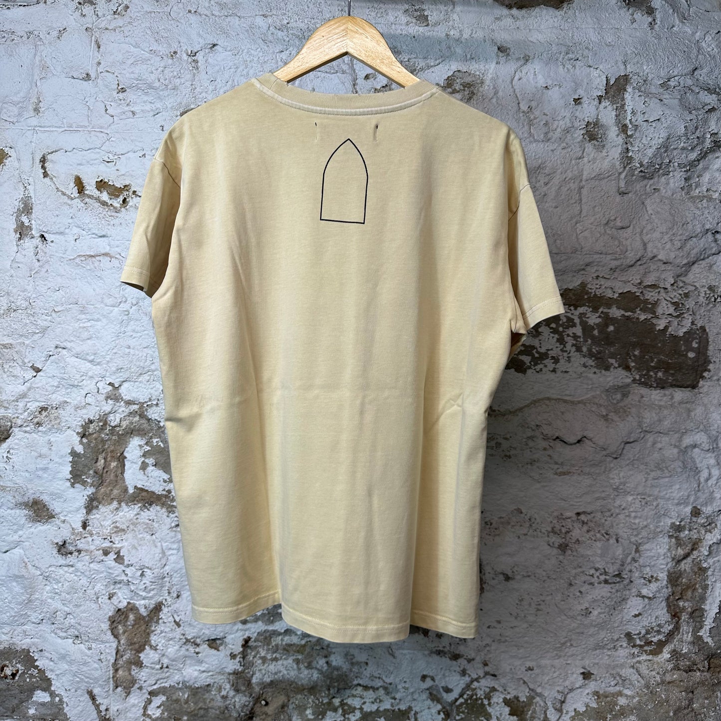 Who Decides War Liberty T-shirt Cream Sz M