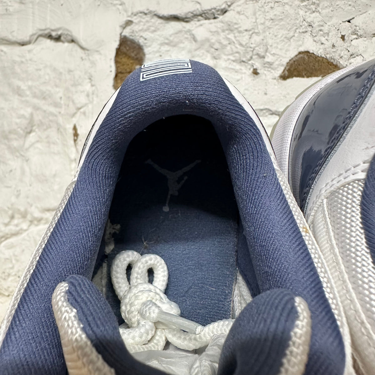 Air Jordan 11 Low Diffused Blue Sz 6Y