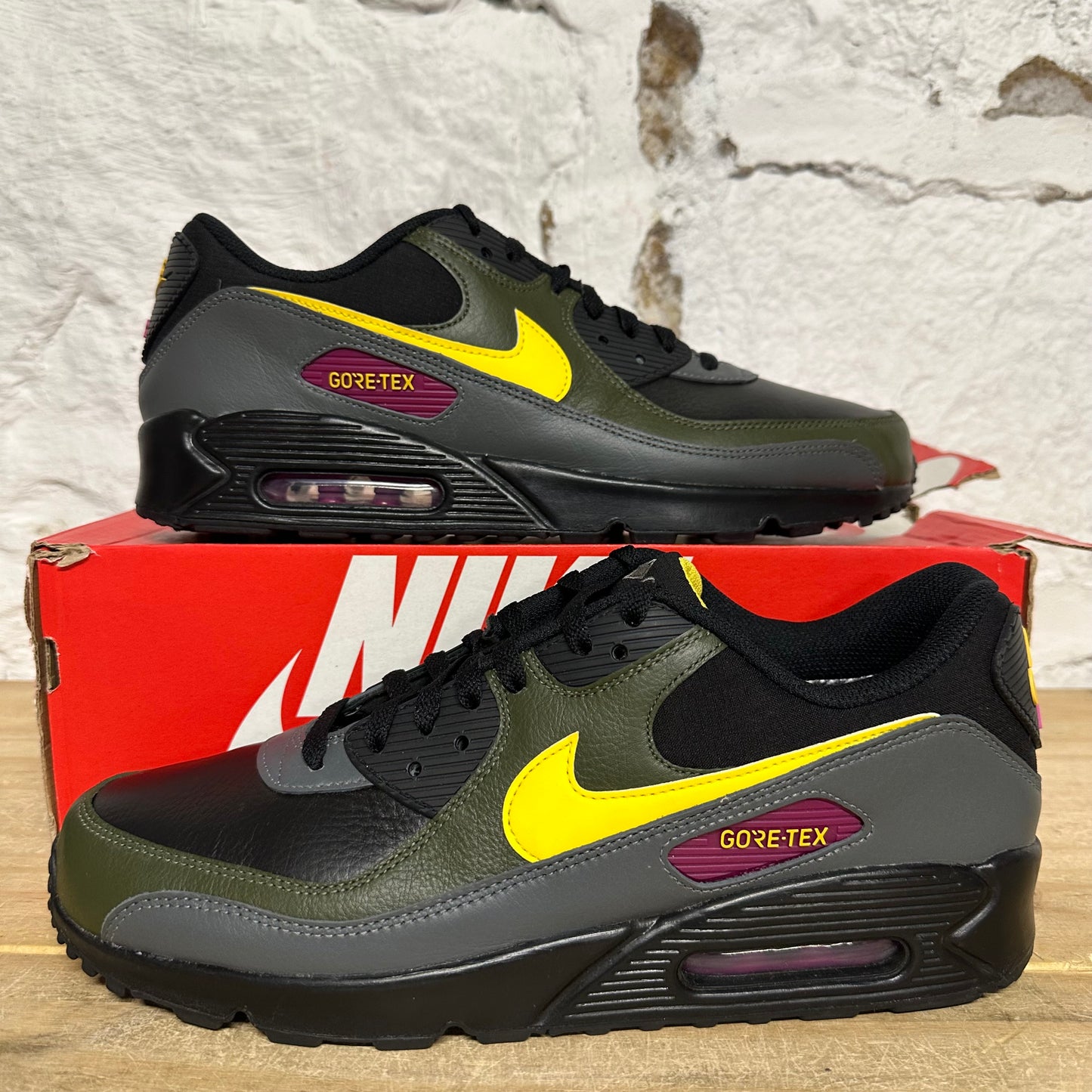 Nike Air Max 90 Goretex Cargo Khaki Sz 12