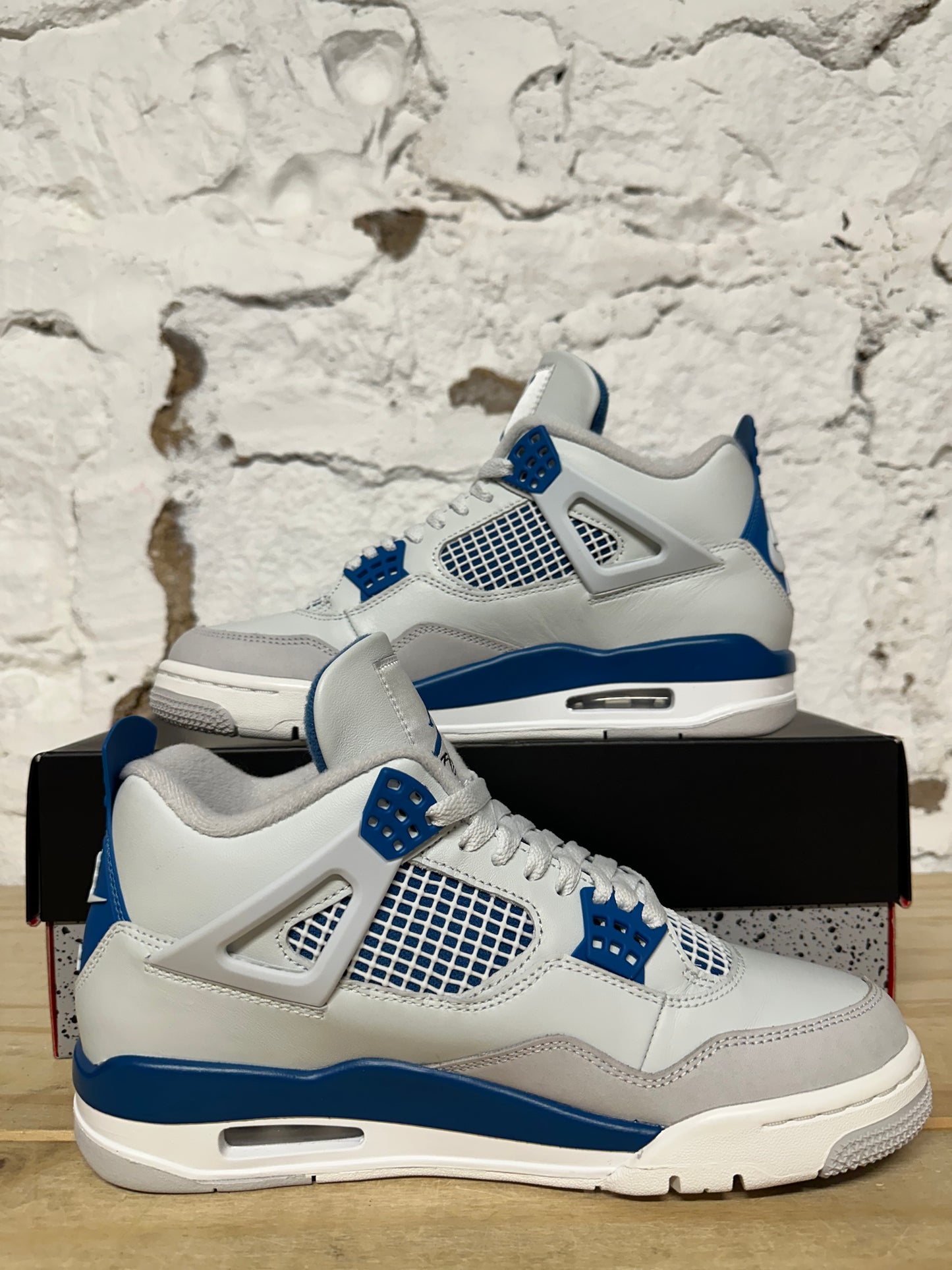 Air Jordan 4 Military Blue Sz 7.5
