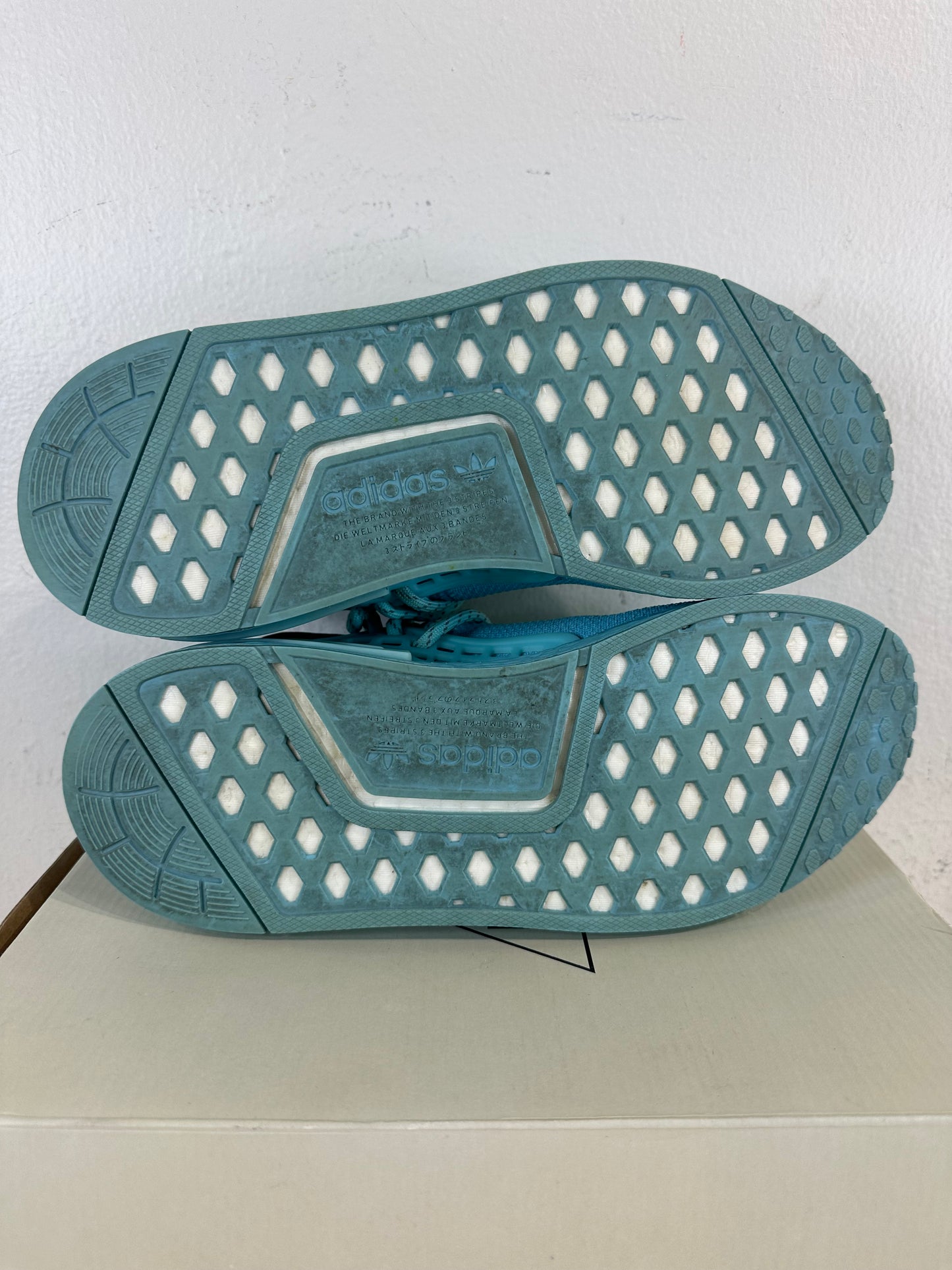 Adidas NMD Hu Clear Aqua Sz 8