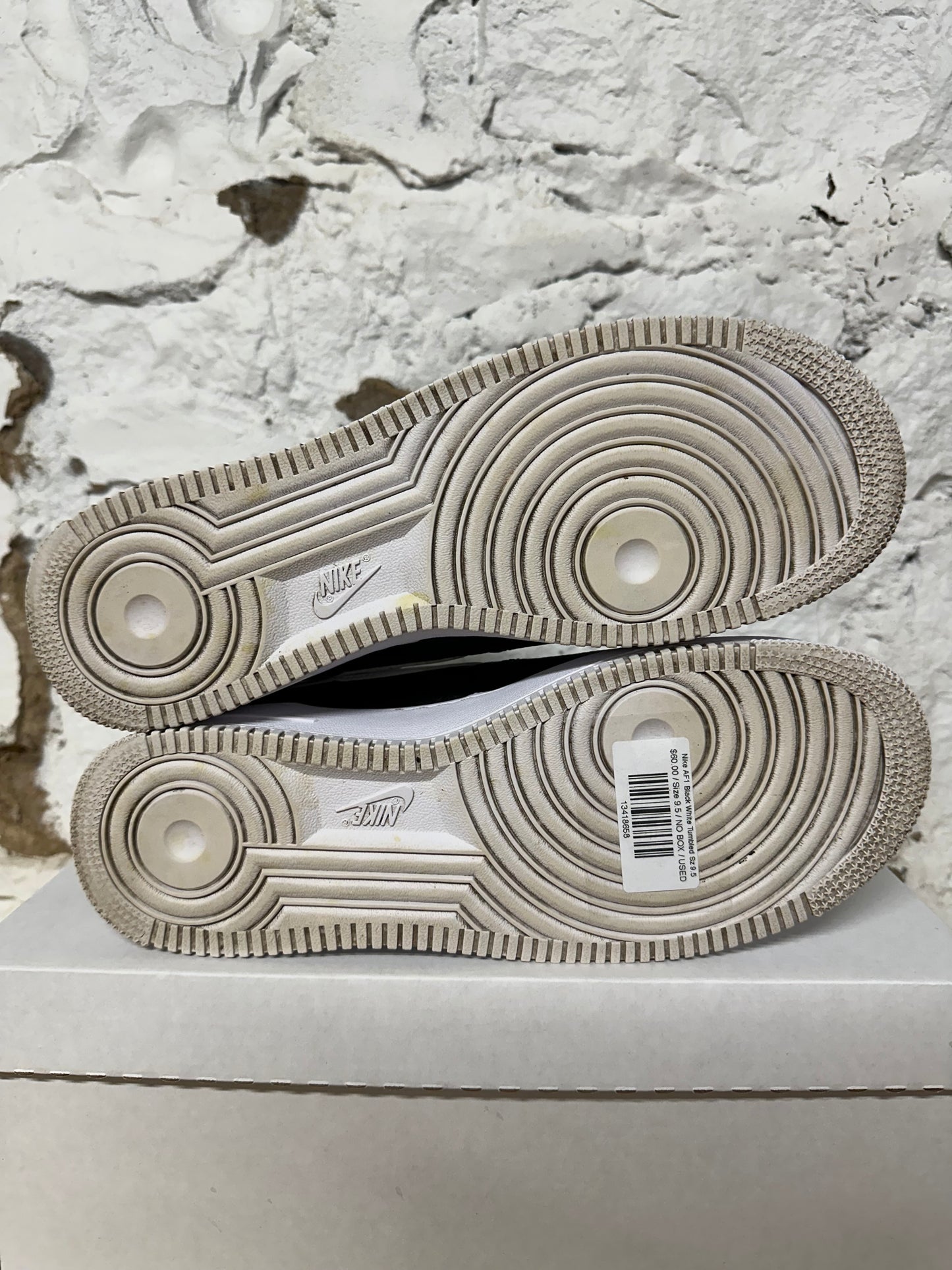 Nike Air Force 1 Low Black White Tumbled Sz 9.5