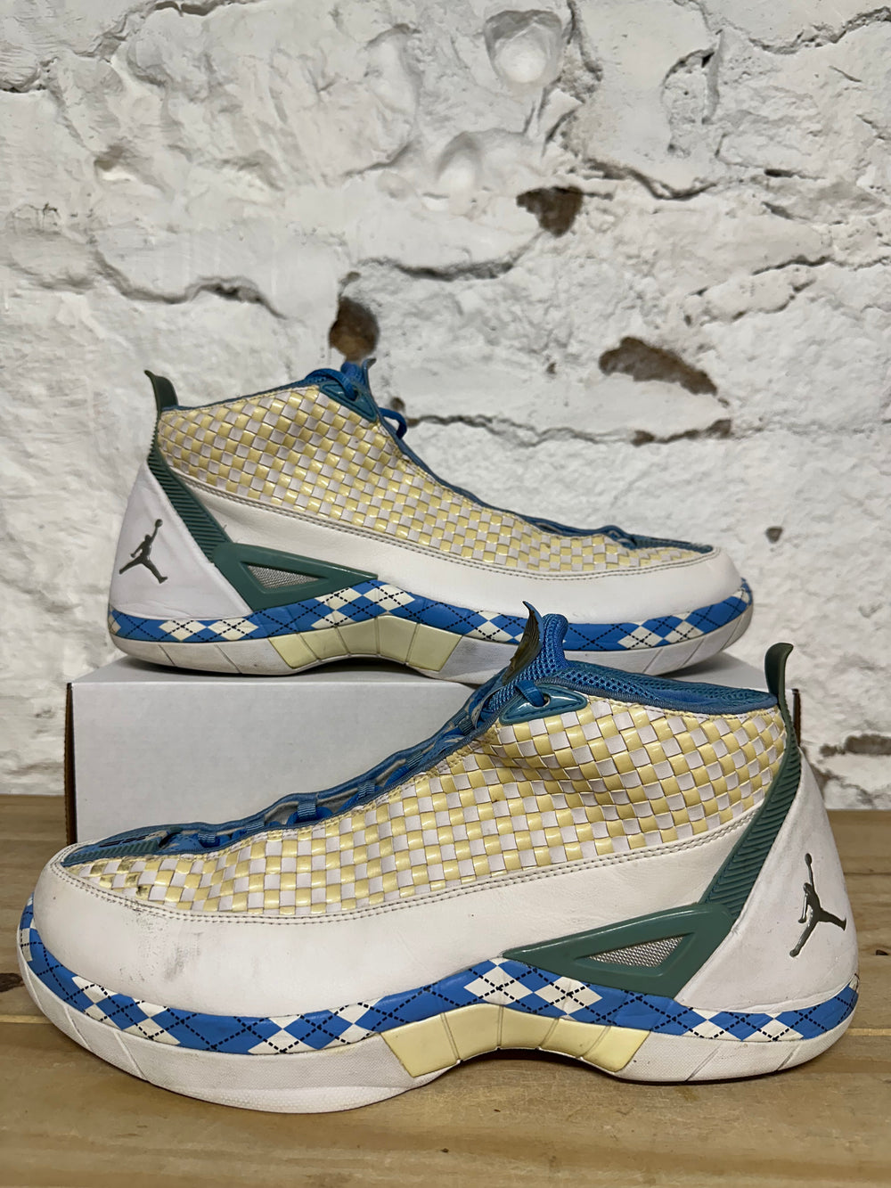 Air Jordan 15 Bragging Rights UNC Sz 15