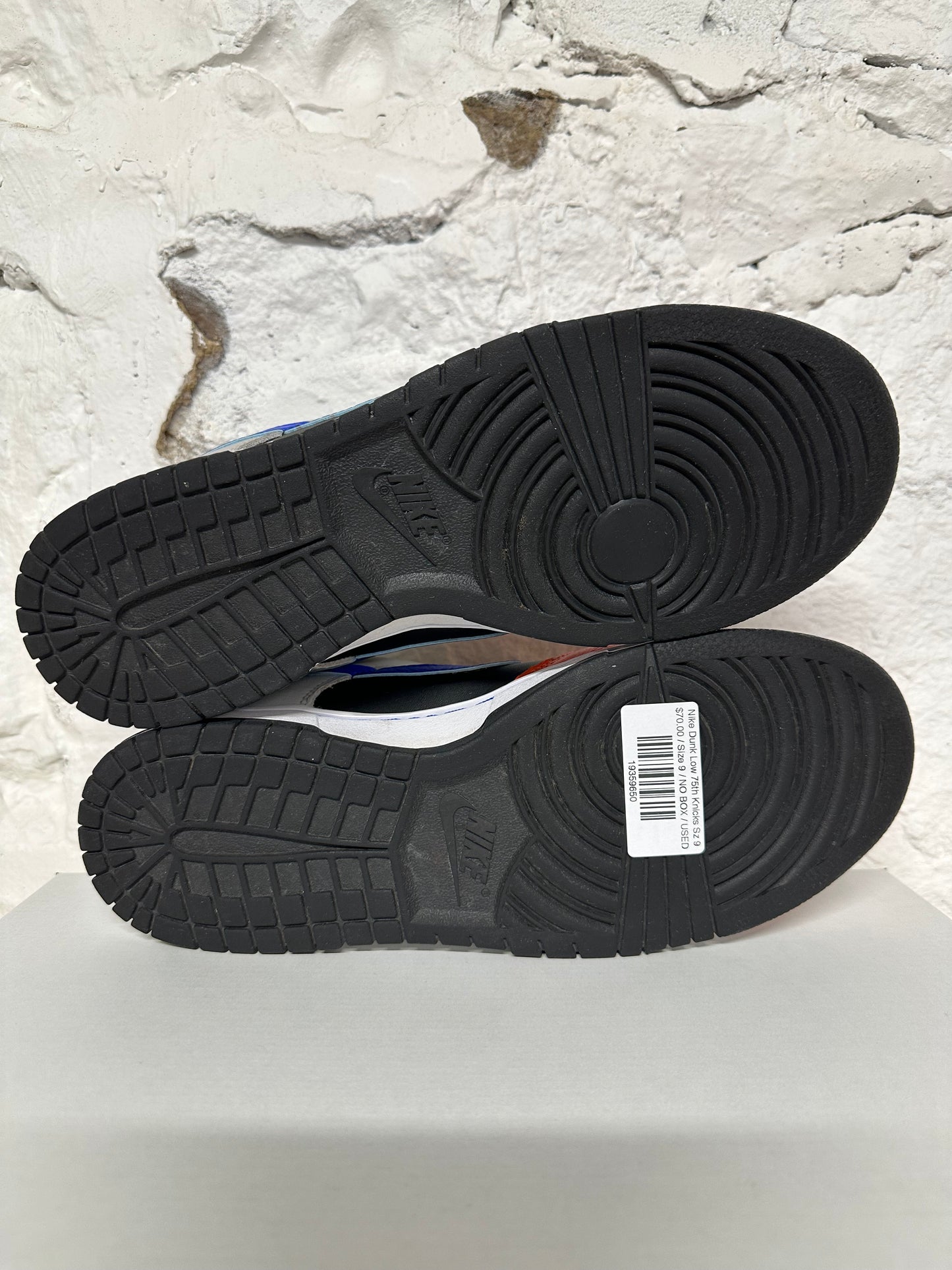 Nike Dunk Low NBA 75th Anniversary Knicks Sz 9