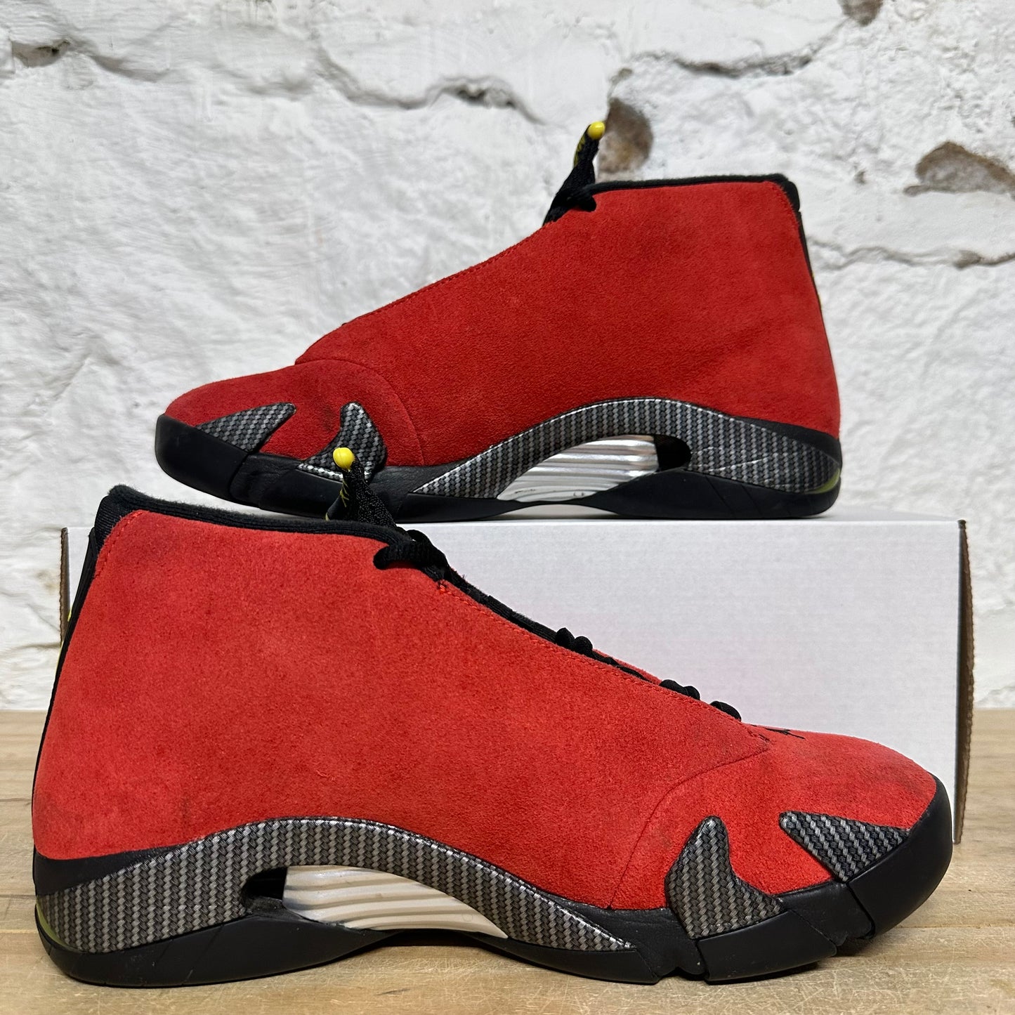 Air Jordan 14 Ferrari Sz 9
