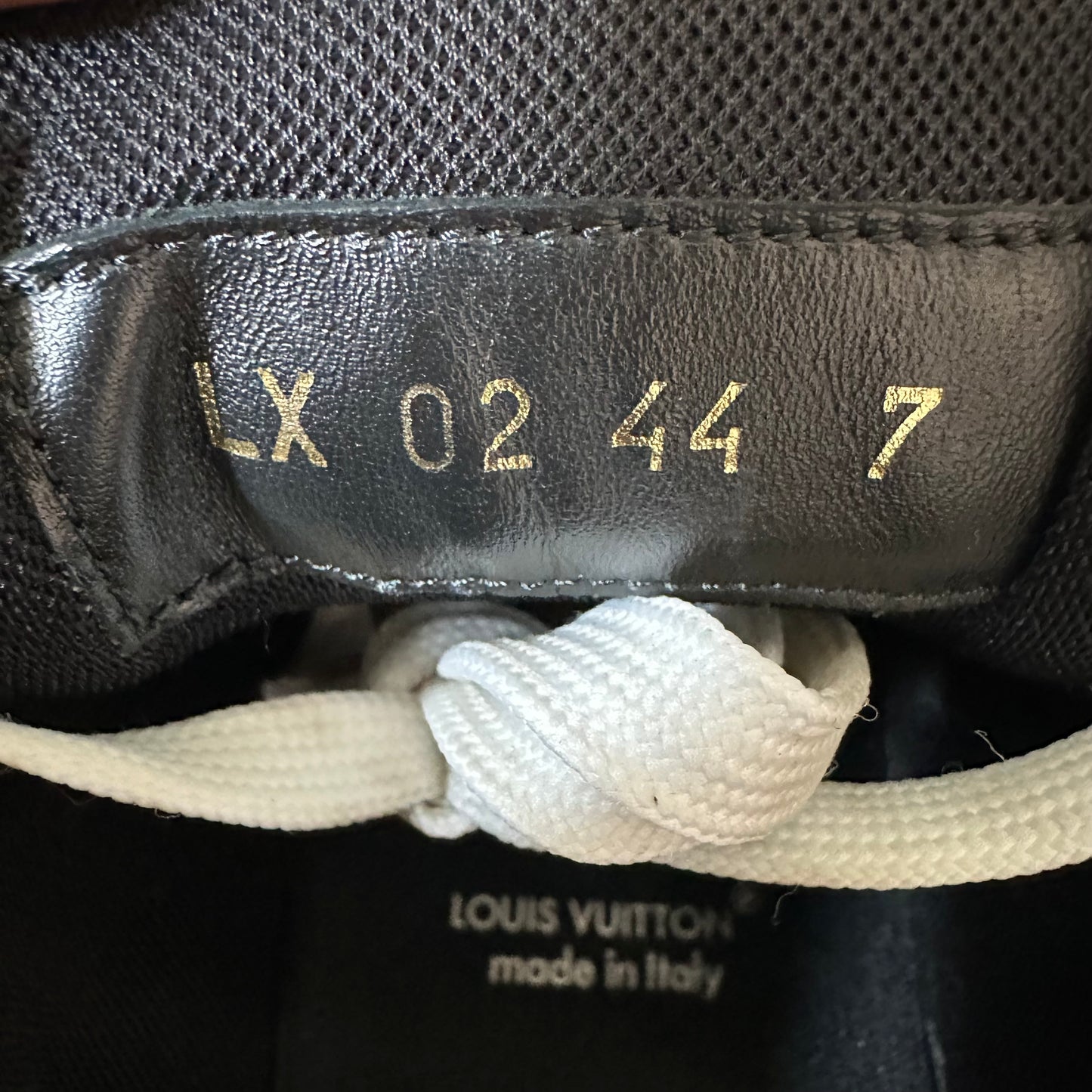 Louis Vuitton Triple Black Trainer Sneaker Sz 8.5 (7LV)