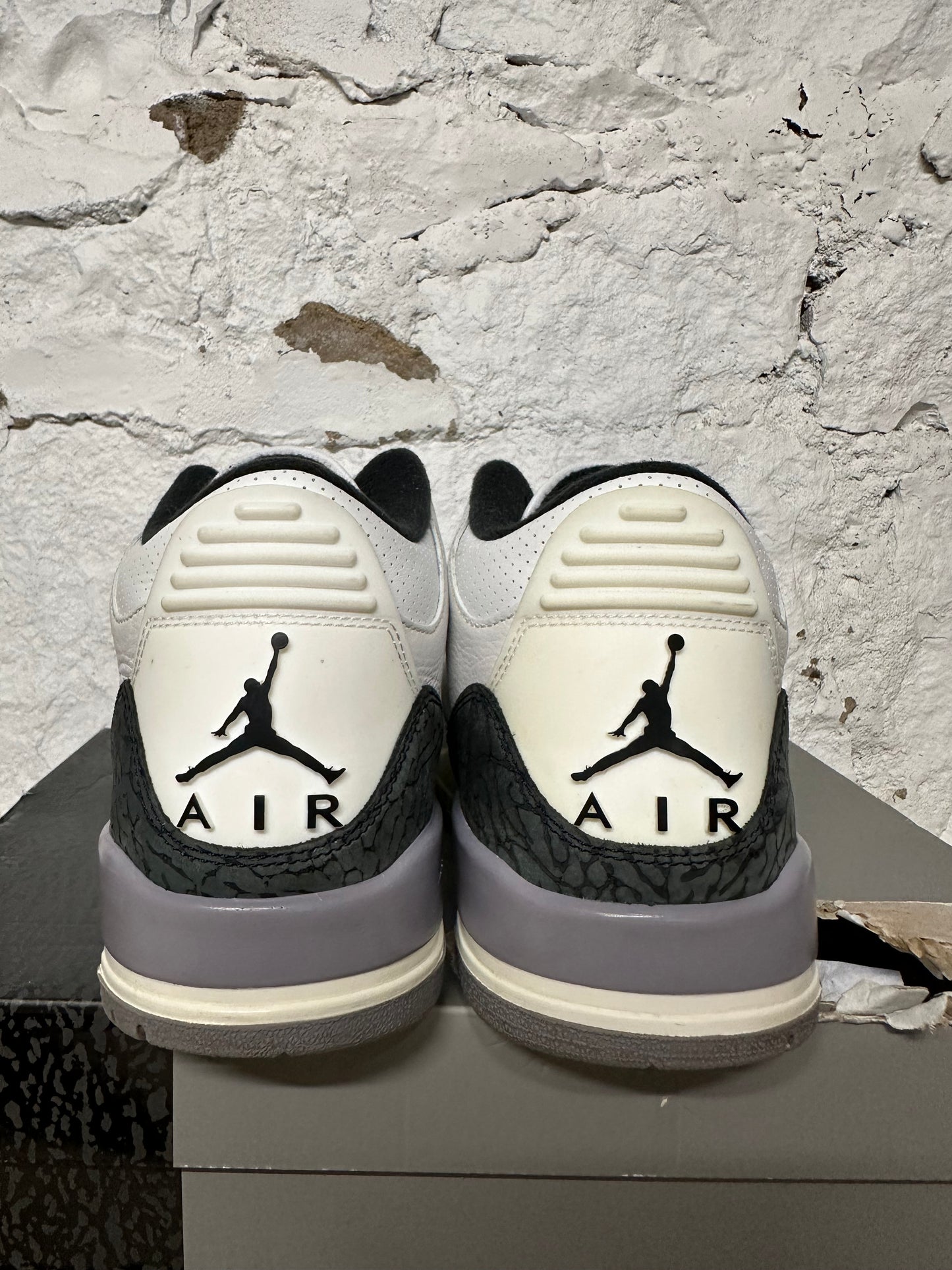 Air Jordan 3 Cement Grey Sz 10.5