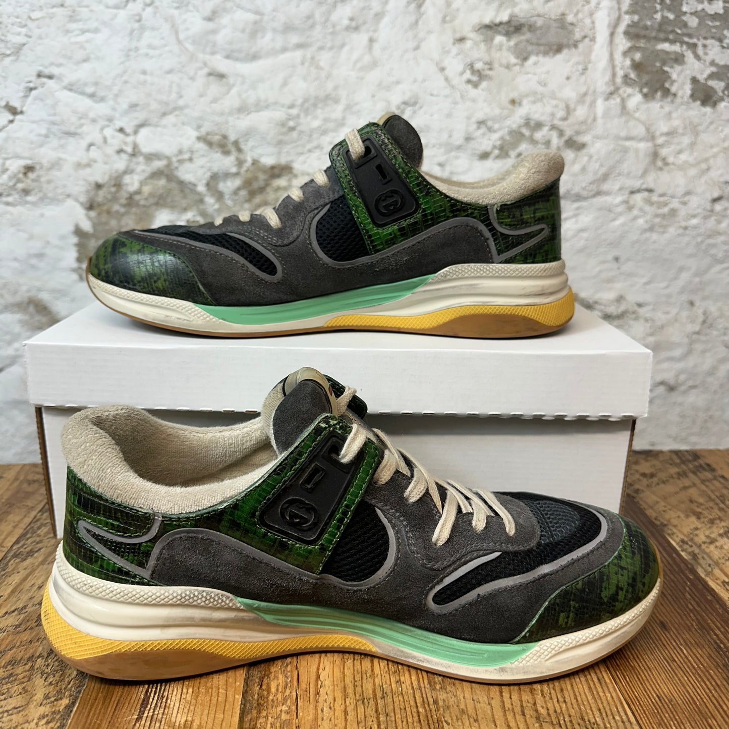 Gucci Ultrapace Green Gray Sneaker Sz 9.5 No Box