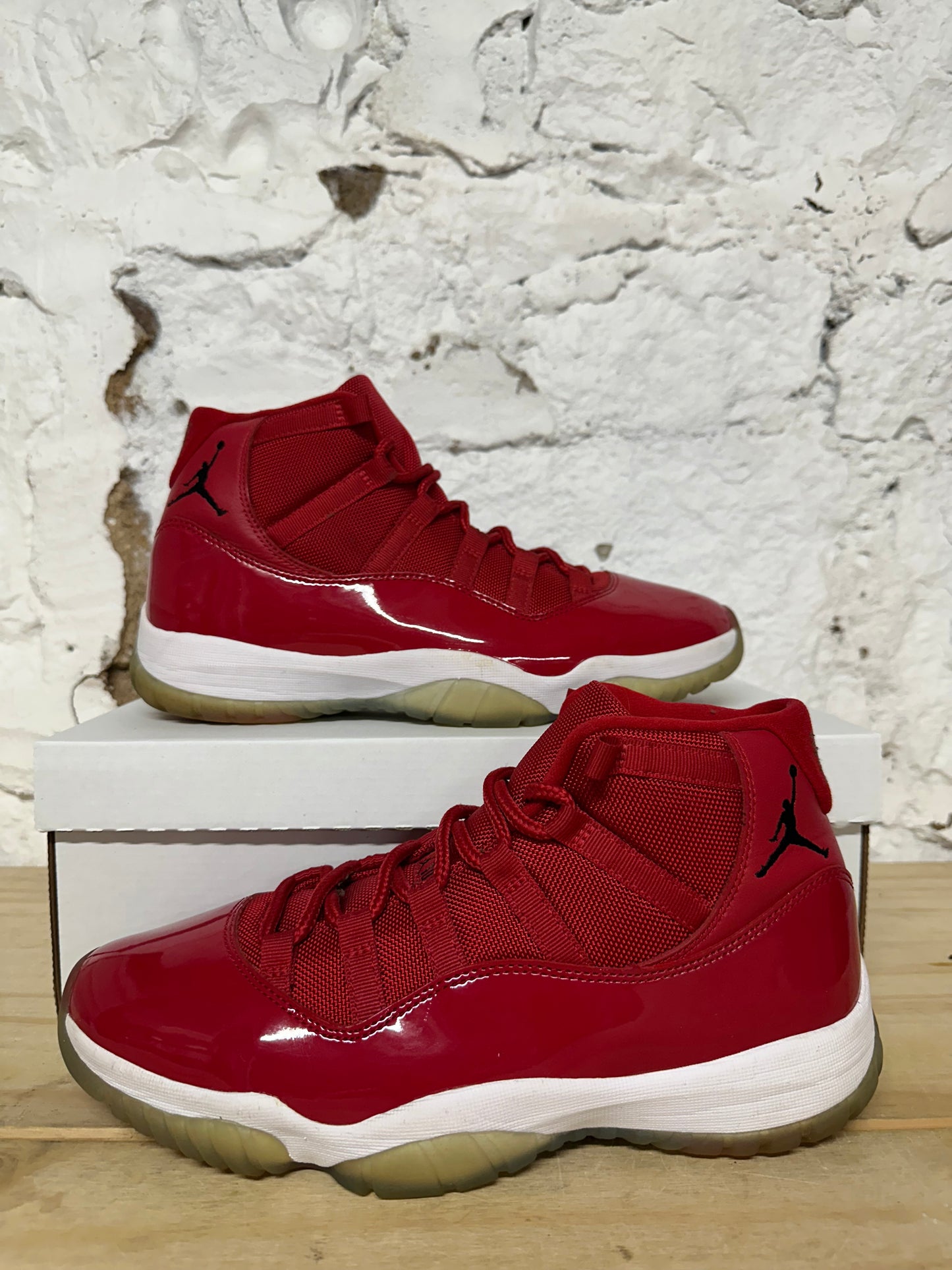 Air Jordan 11 High Win Like 96 Sz 10