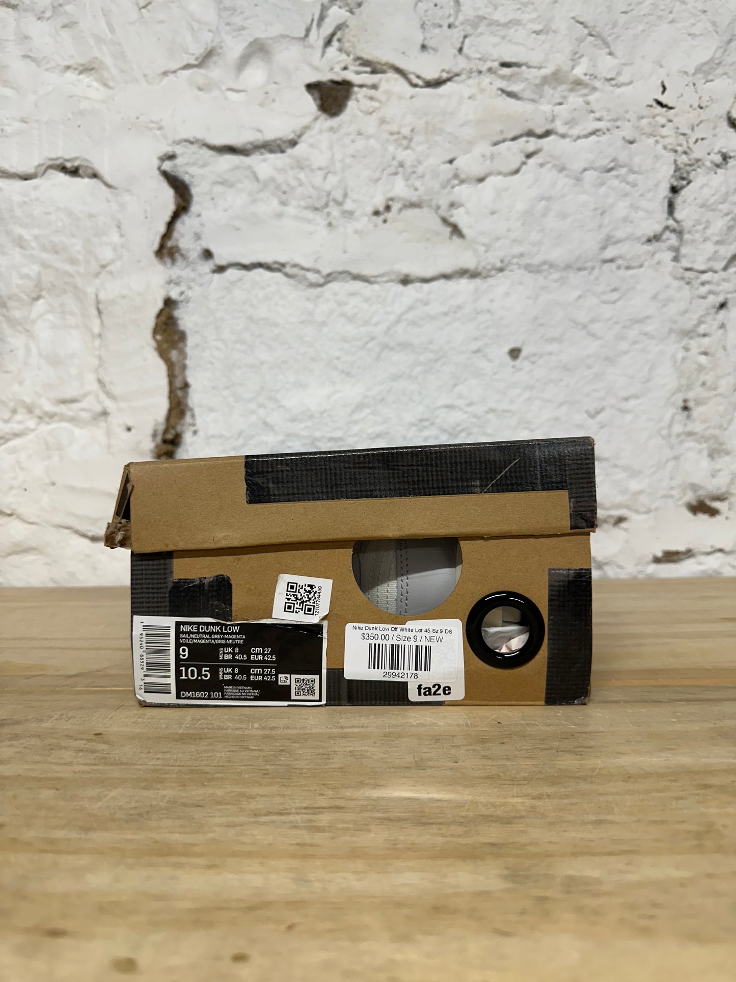 Nike Dunk Low Off-White Lot 45 Sz 9 DS