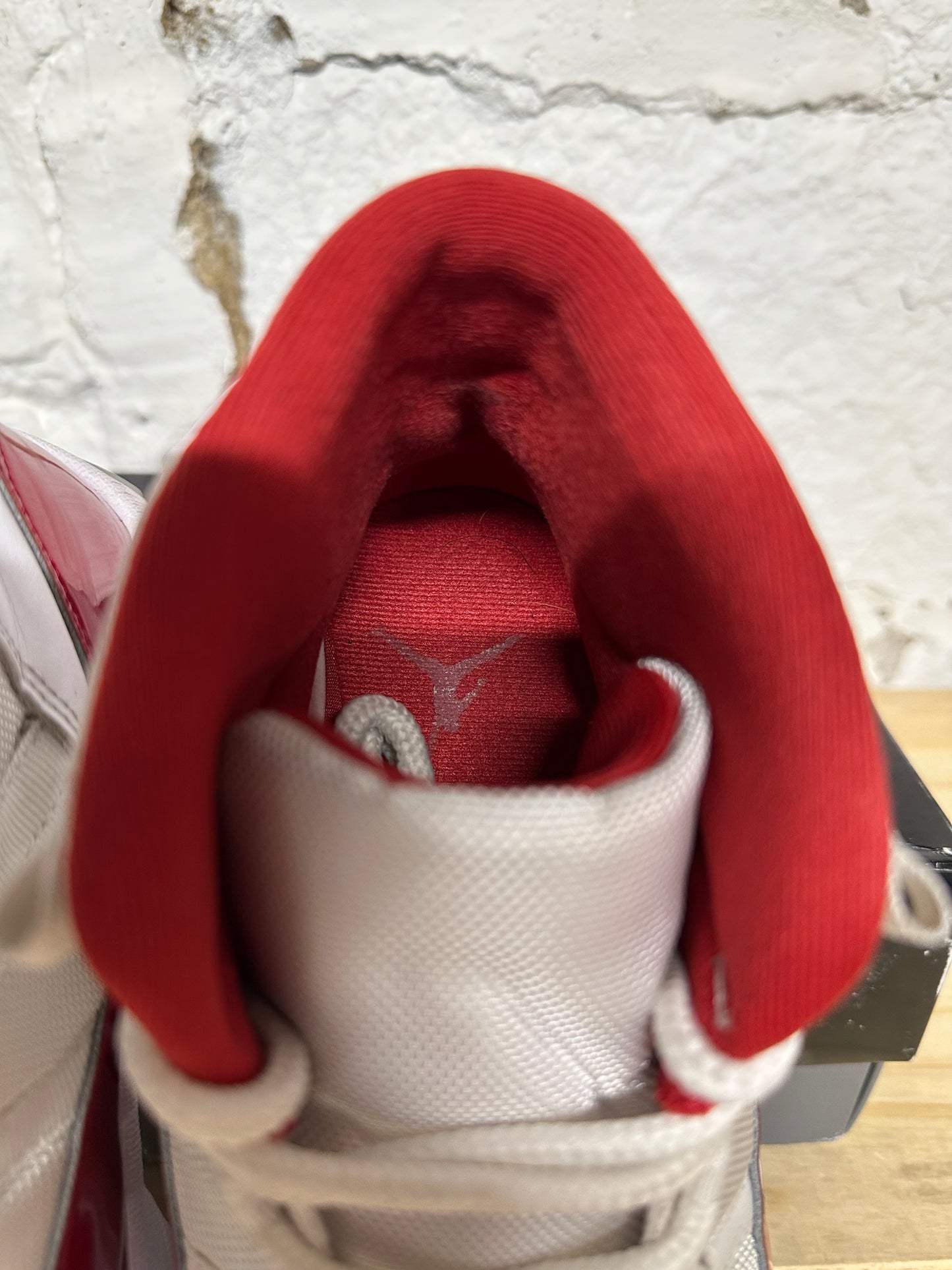 Air Jordan 11 High Cherry Sz 10