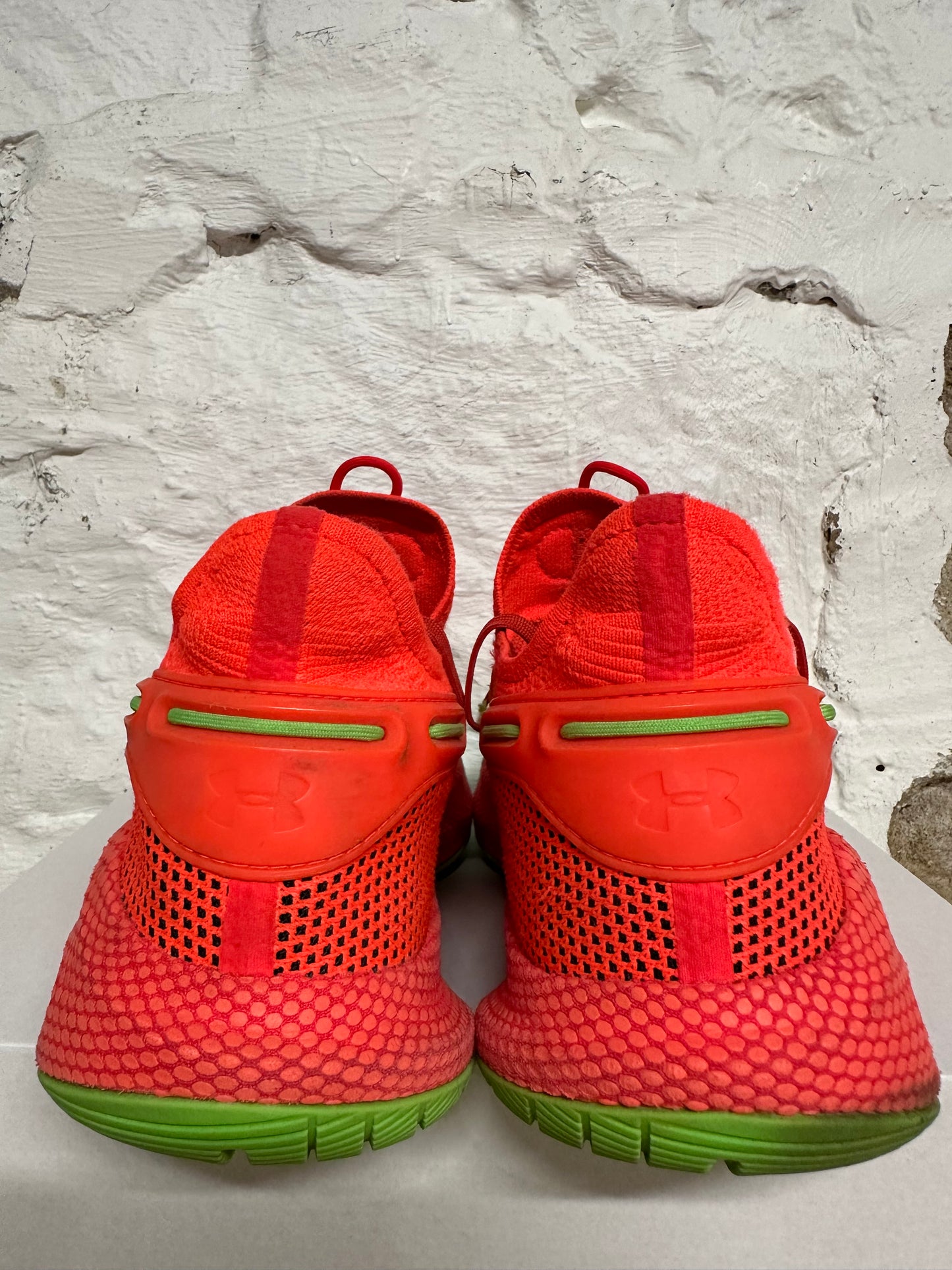 Under Armour Curry 6 Roaracle Sz 10.5