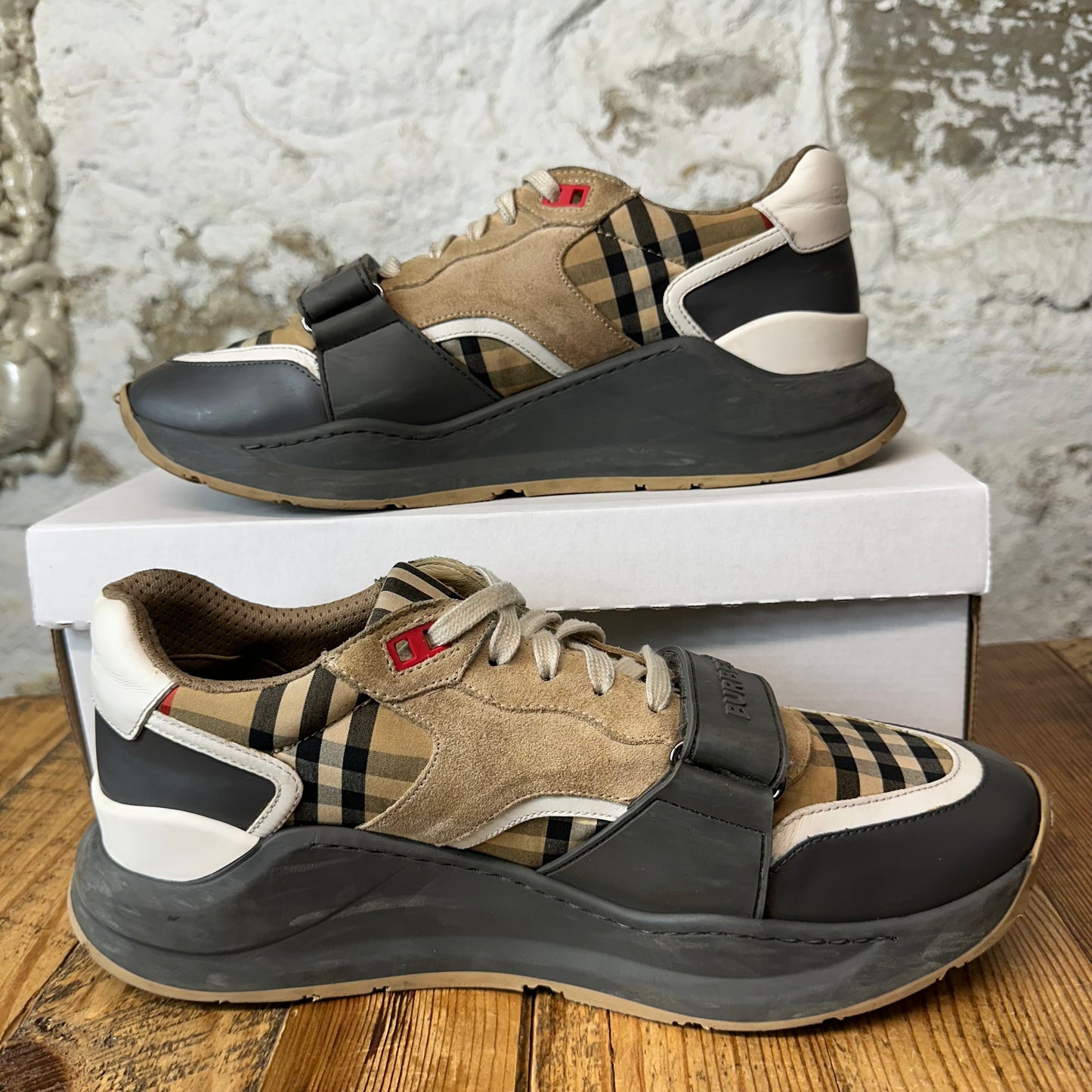 Burberry Ramsey Tan Plaid Grey Sneaker Sz 11 (44)