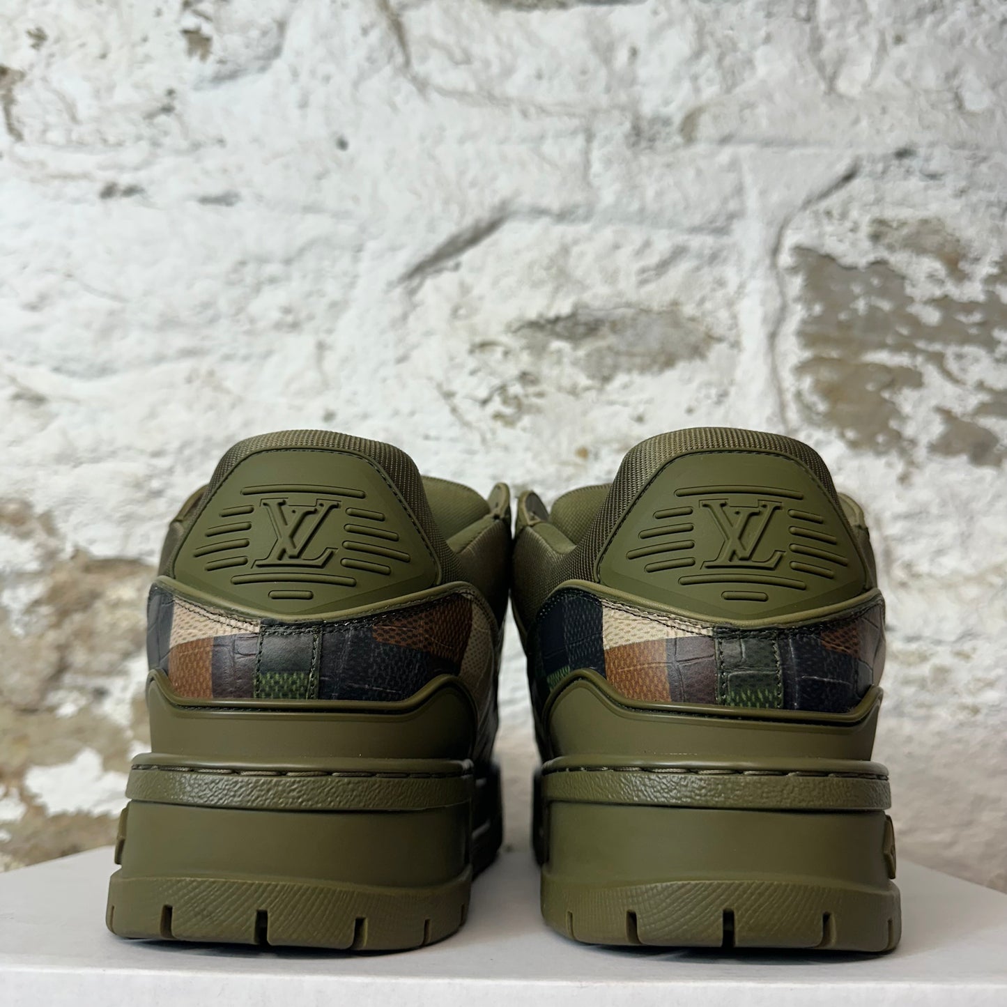 Louis Vuitton Damoflage Damier Maxi Trainer Sneaker Sz 9.5 (8LV)