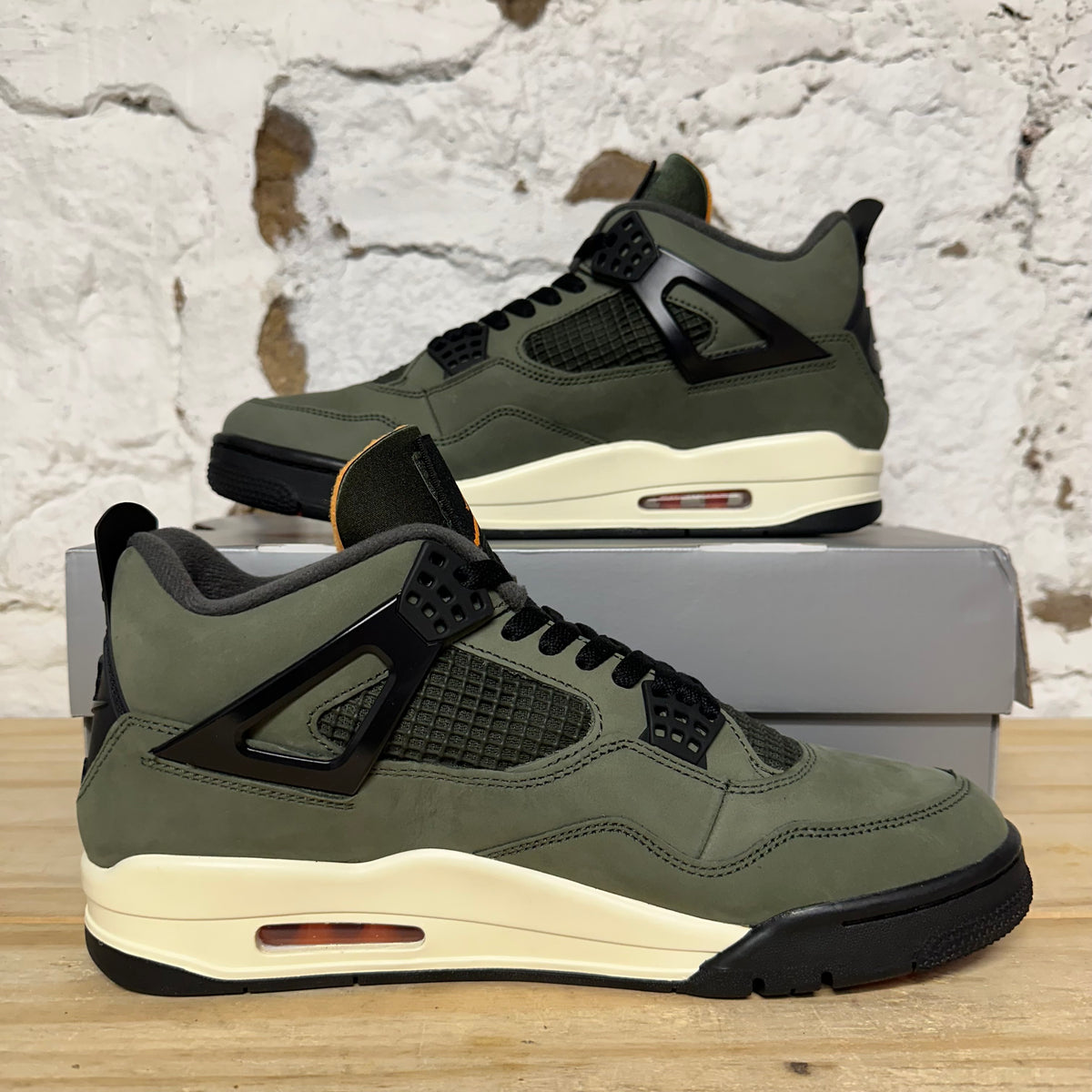Air Jordan 4 OG Undefeated (2025) Sz 11