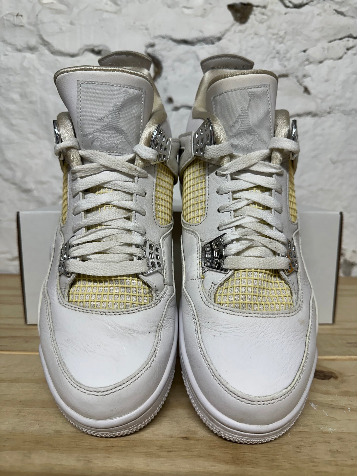 Air Jordan 4 Pure Money Sz 10