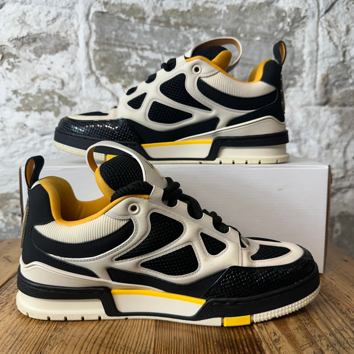 Louis Vuitton Black White Yellow Skate Sneaker Sz 8.5 (7LV)