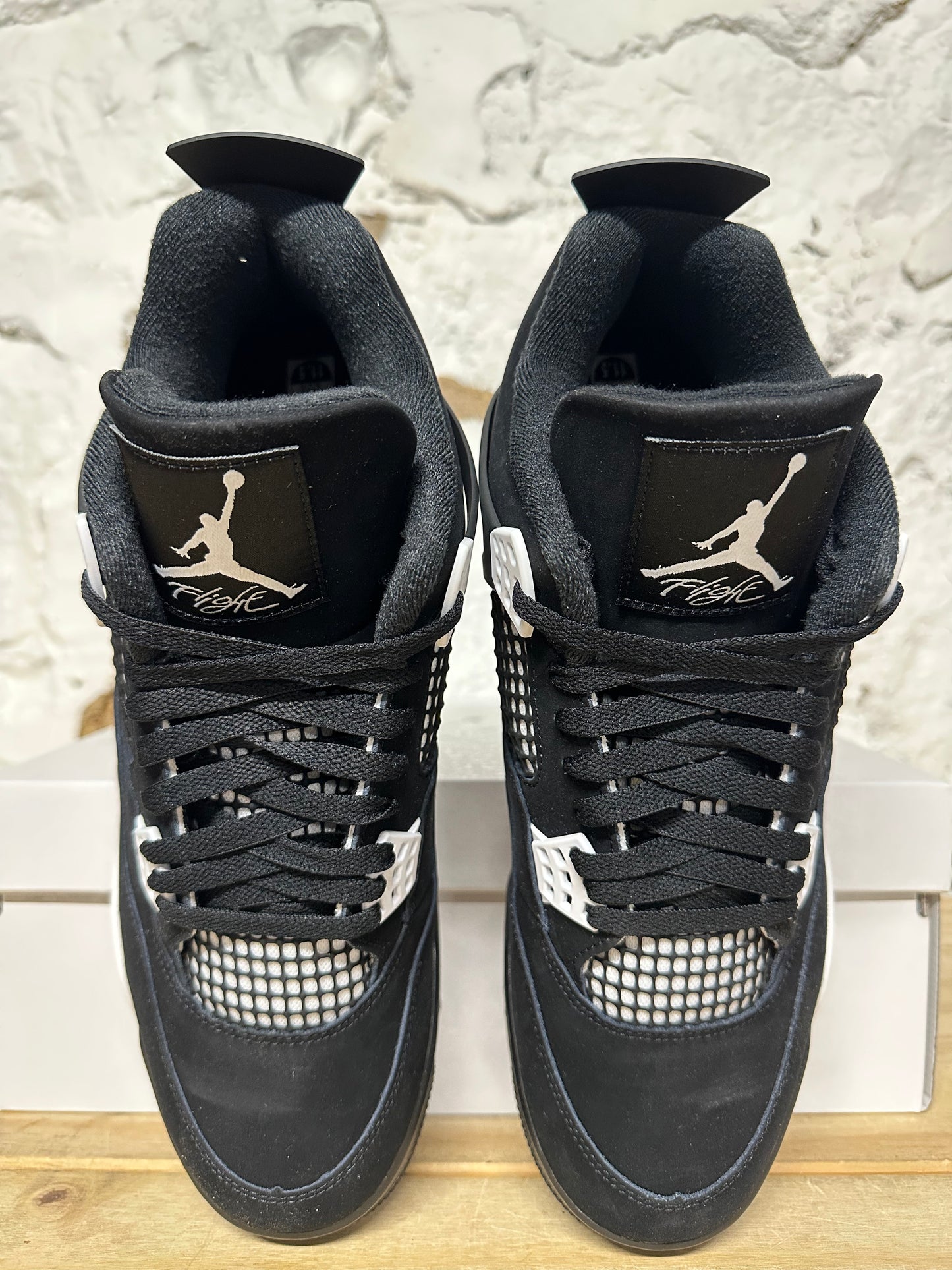 Air Jordan 4 White Thunder Sz 11.5 DS
